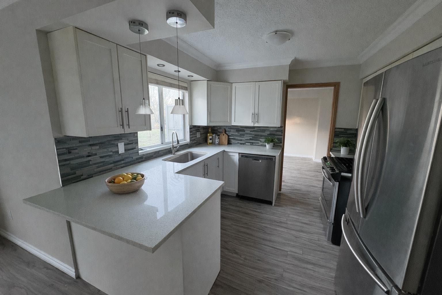 11486 81a Avenue, Delta, V4C 2A6 — photo 2