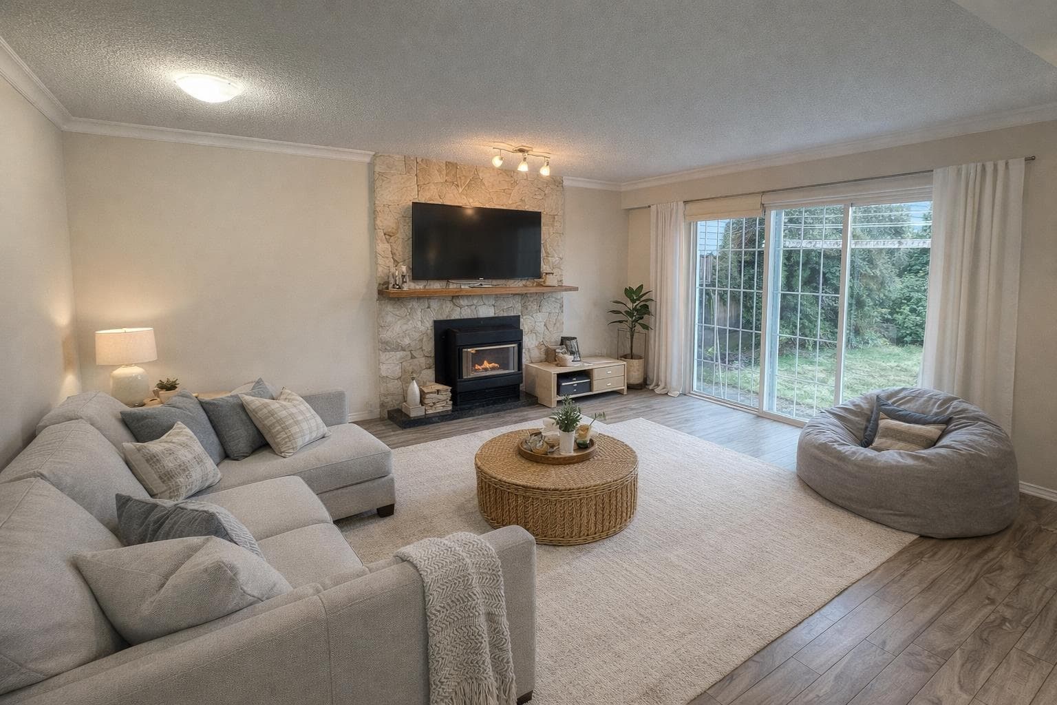 11486 81a Avenue, Delta, V4C 2A6 — photo 3