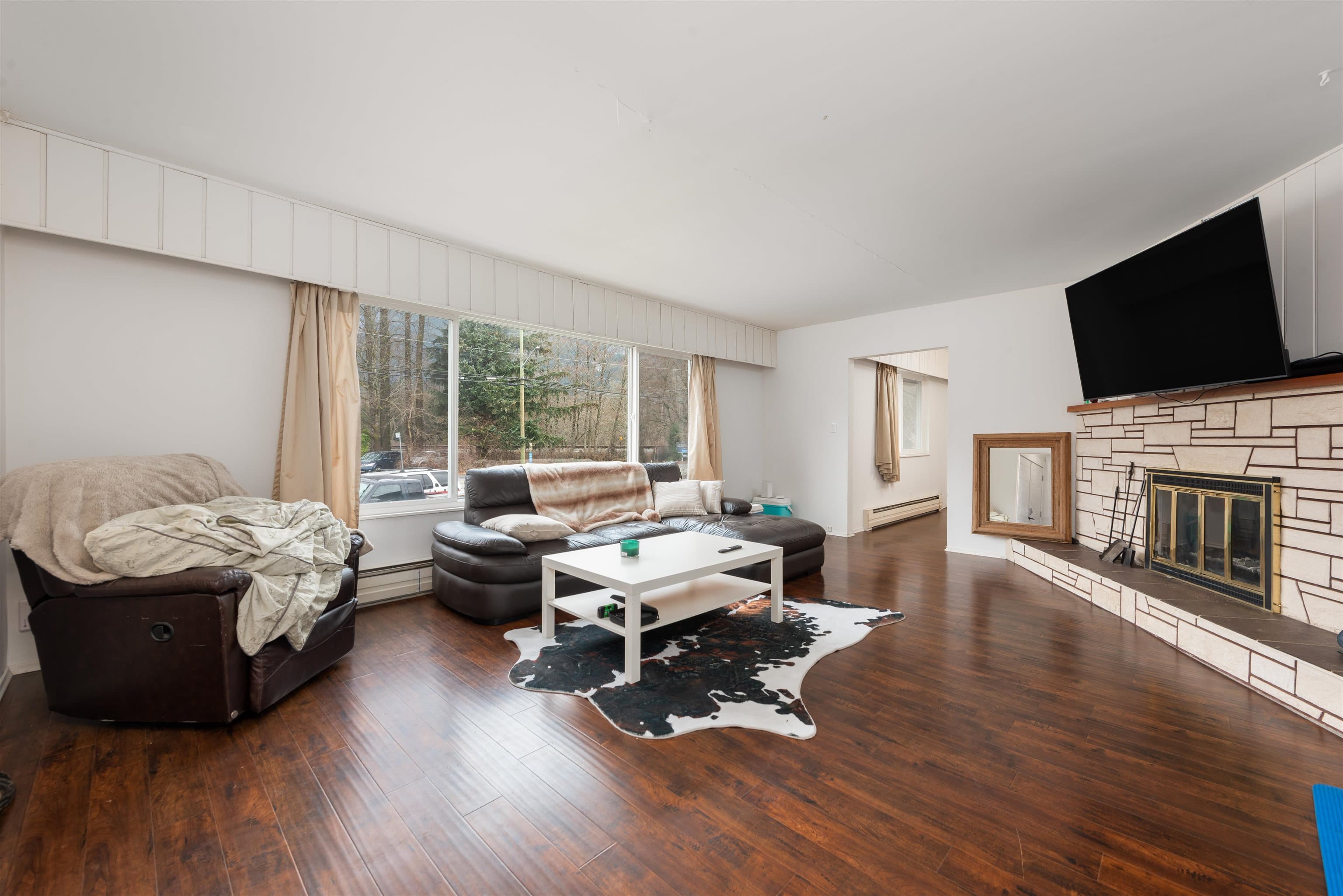 38850 Buckley Avenue, Squamish, V0N 3G0 — photo 5