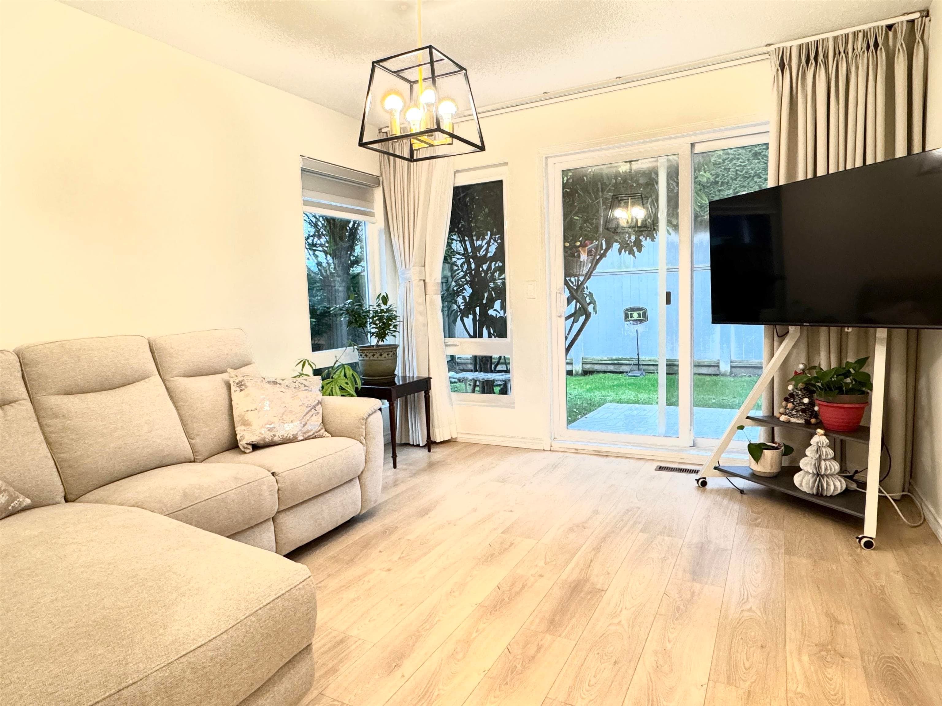6 - 5111 Maple Road, Richmond, V7E 5Z6 — photo 3