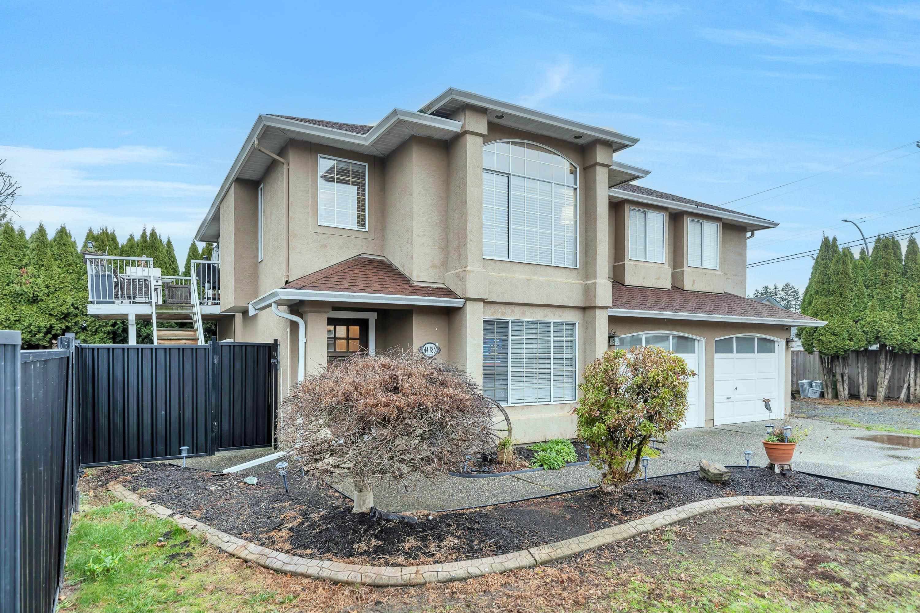 44785 Monte Vista Drive, Chilliwack, V2R 3E1 — photo 2