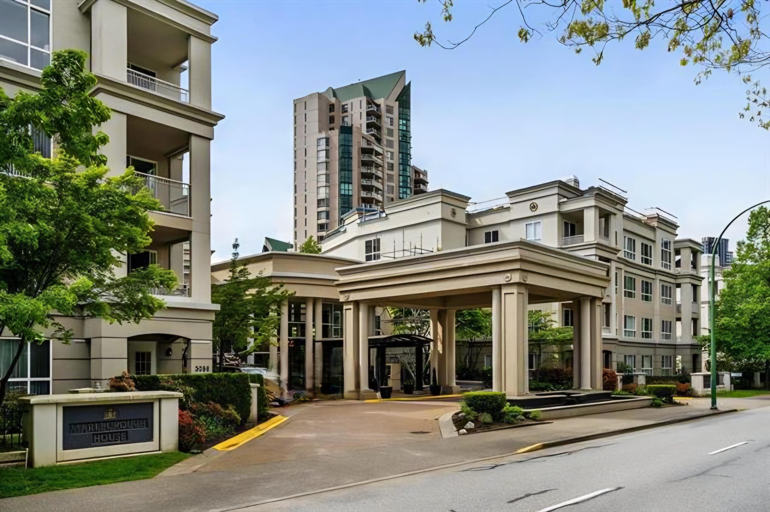 130 - 3098 Guildford Way, Coquitlam