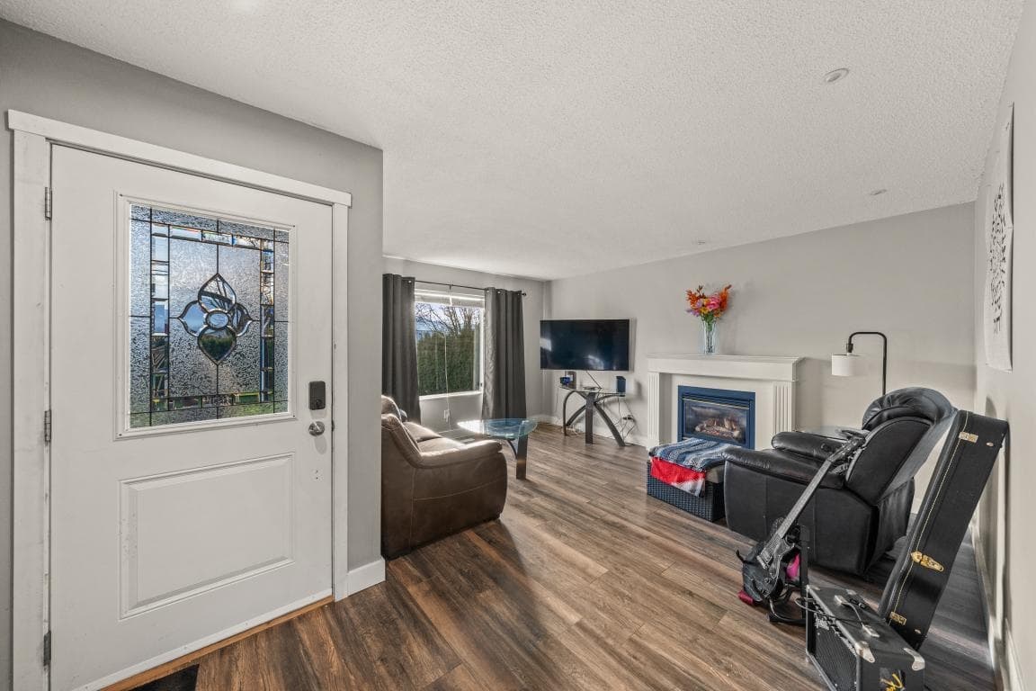 47605 Yale Road, Chilliwack, V2P 7M8 — photo 5