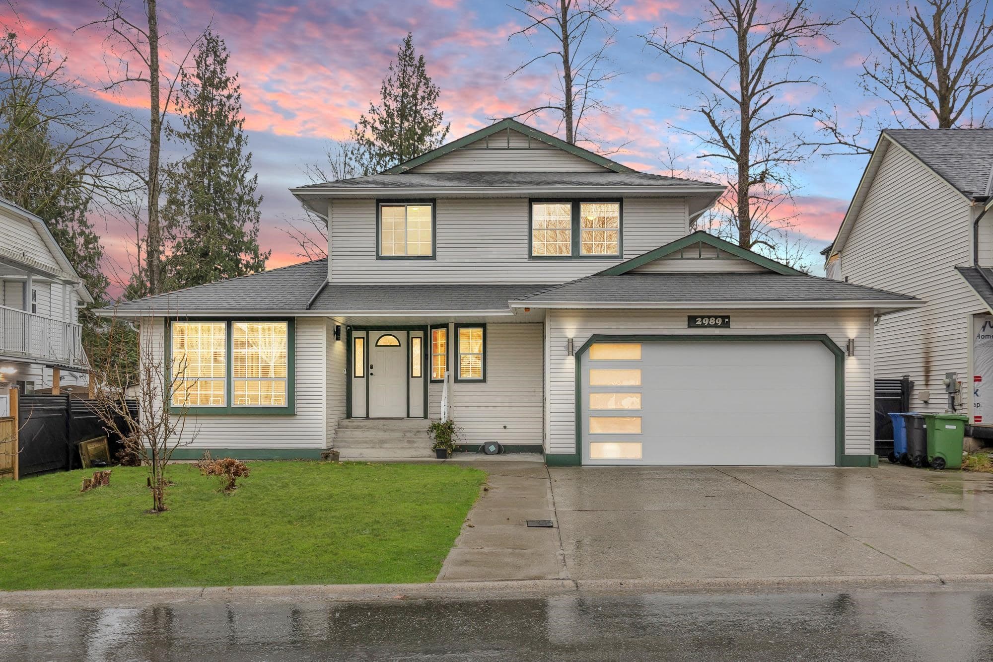 2989 Creekside Drive, Abbotsford, V2T 5K3 — photo 2