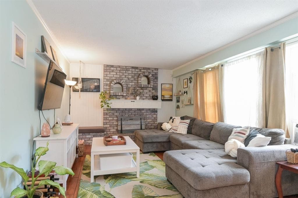 3628 203a Street, Langley, V3A 1W5 — photo 5