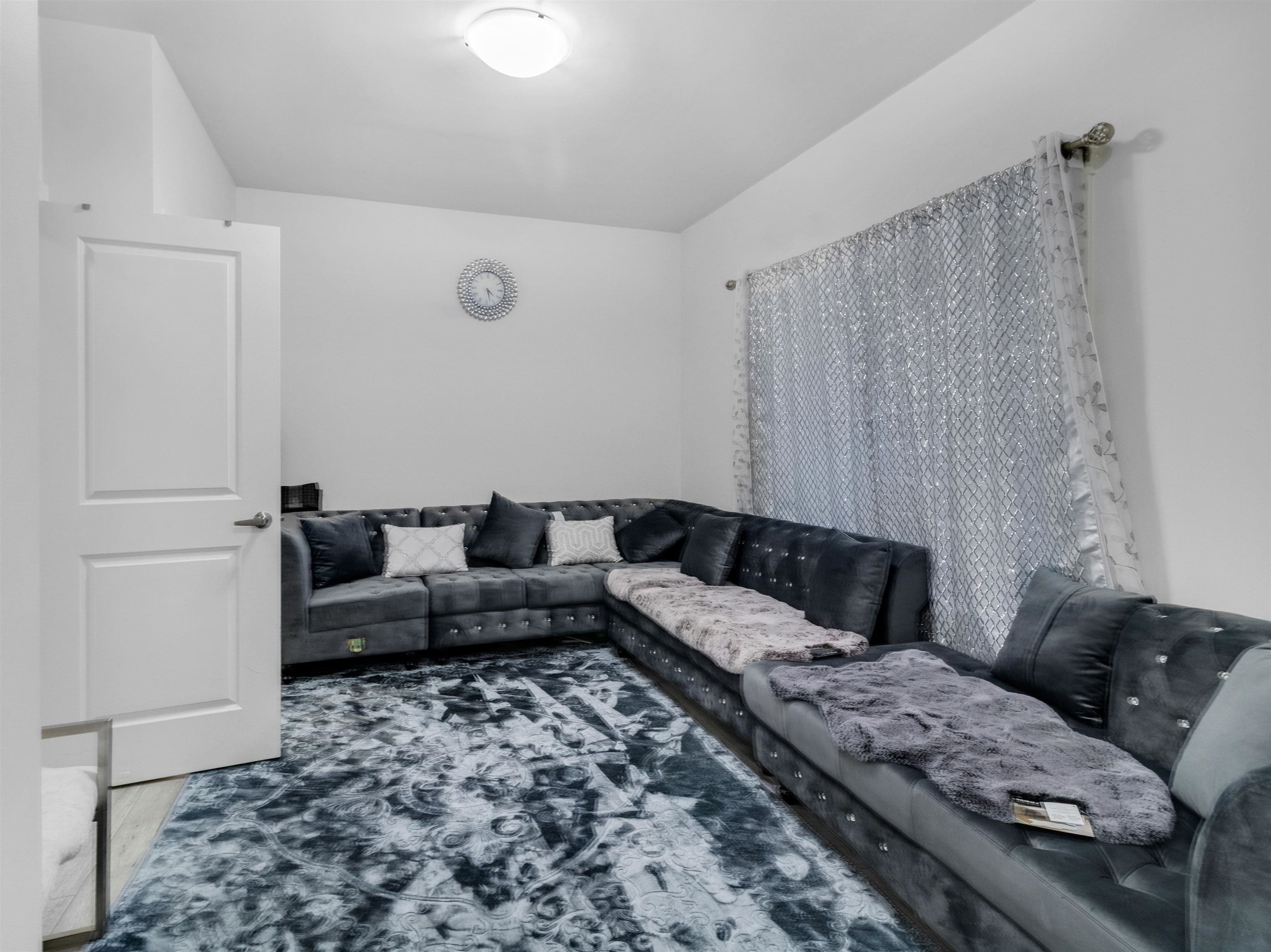 20 - 5867 129 Street, Surrey, V3X 0J4 — photo 1