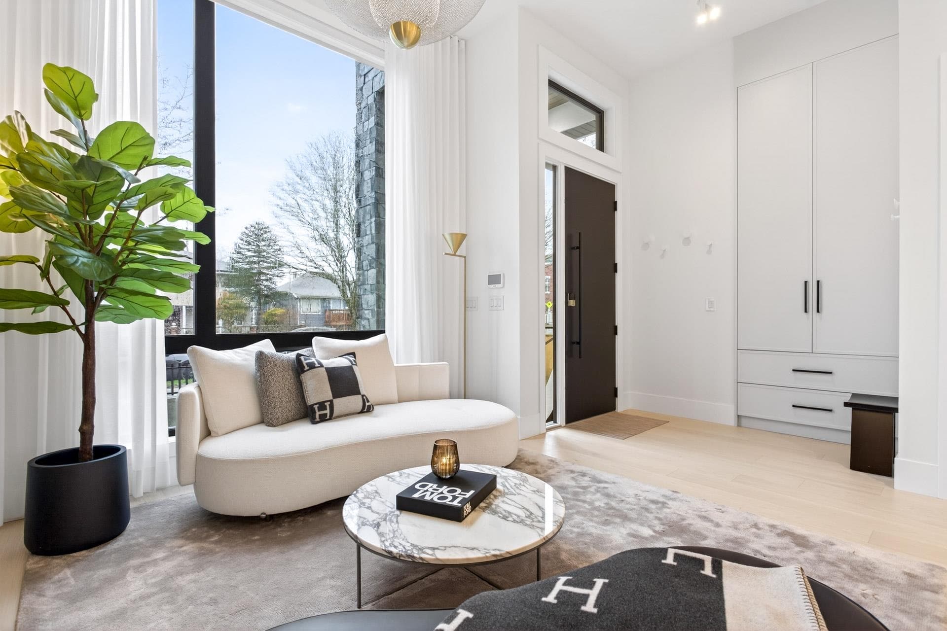 4066 Triumph Street, Burnaby, V5C 1Z2 — photo 4