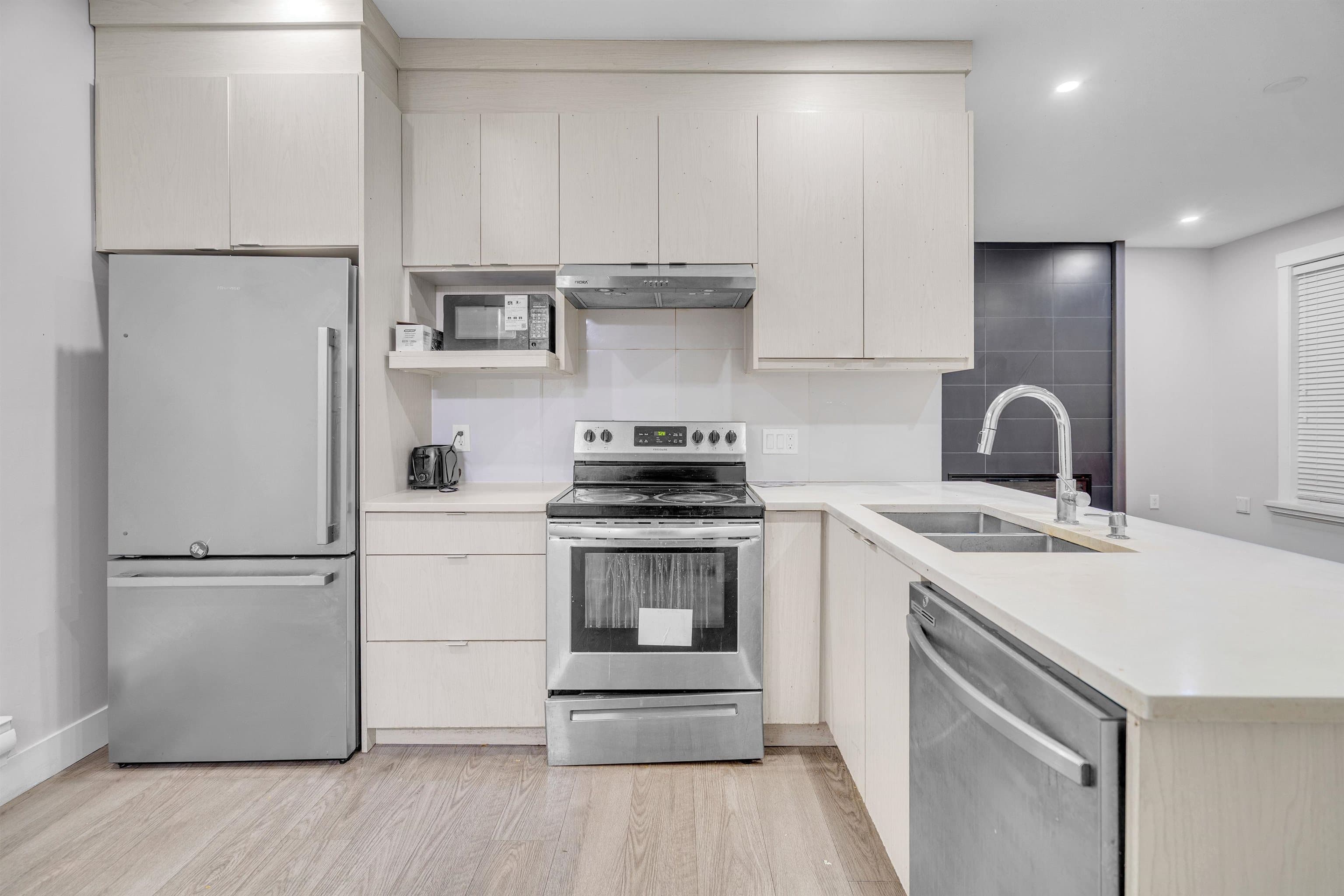 26 - 11267 133 Street, Surrey, V3R 0E3 — photo 5