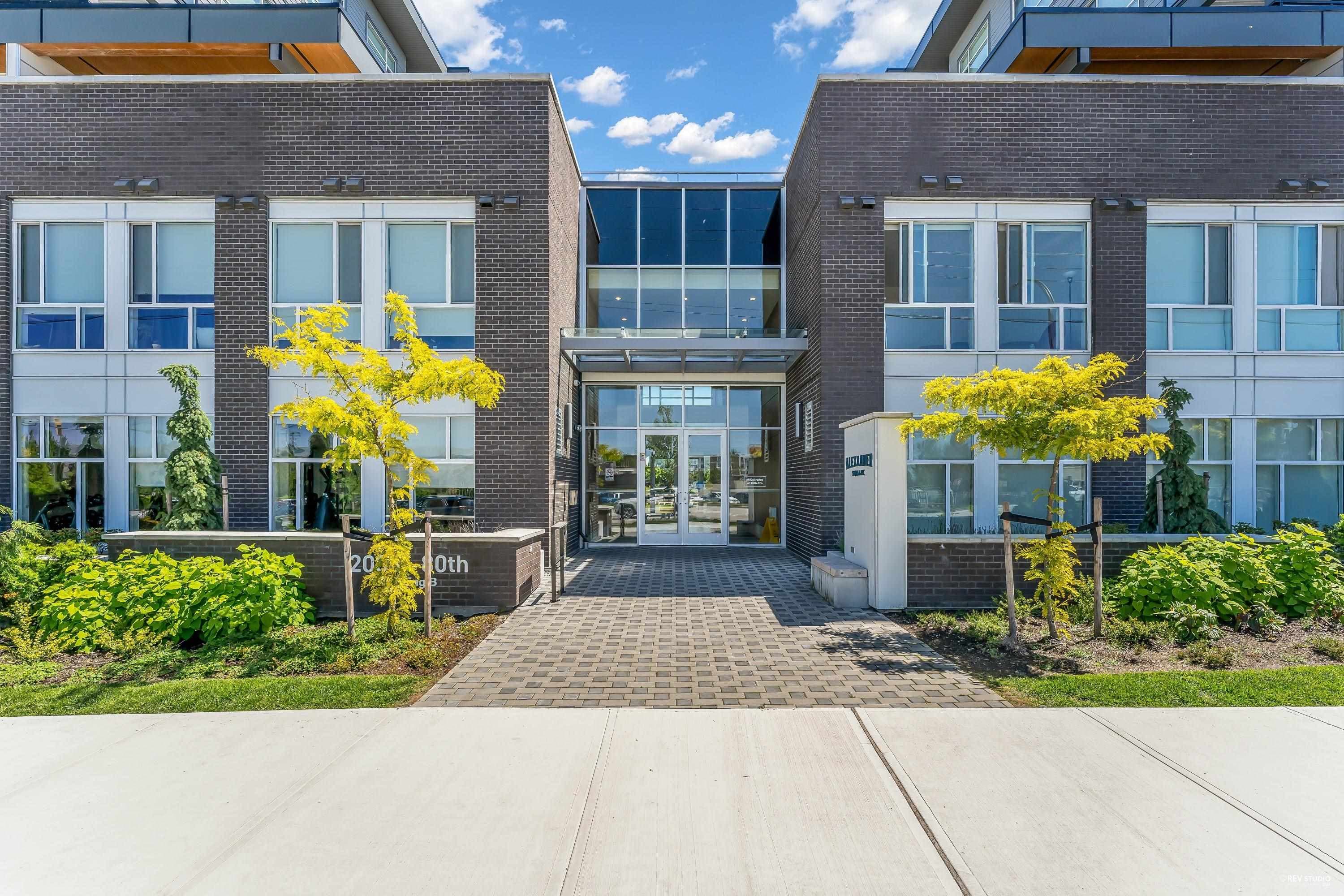 B422 - 20834 80 Avenue, Langley, V2Y 3M6 — photo 1