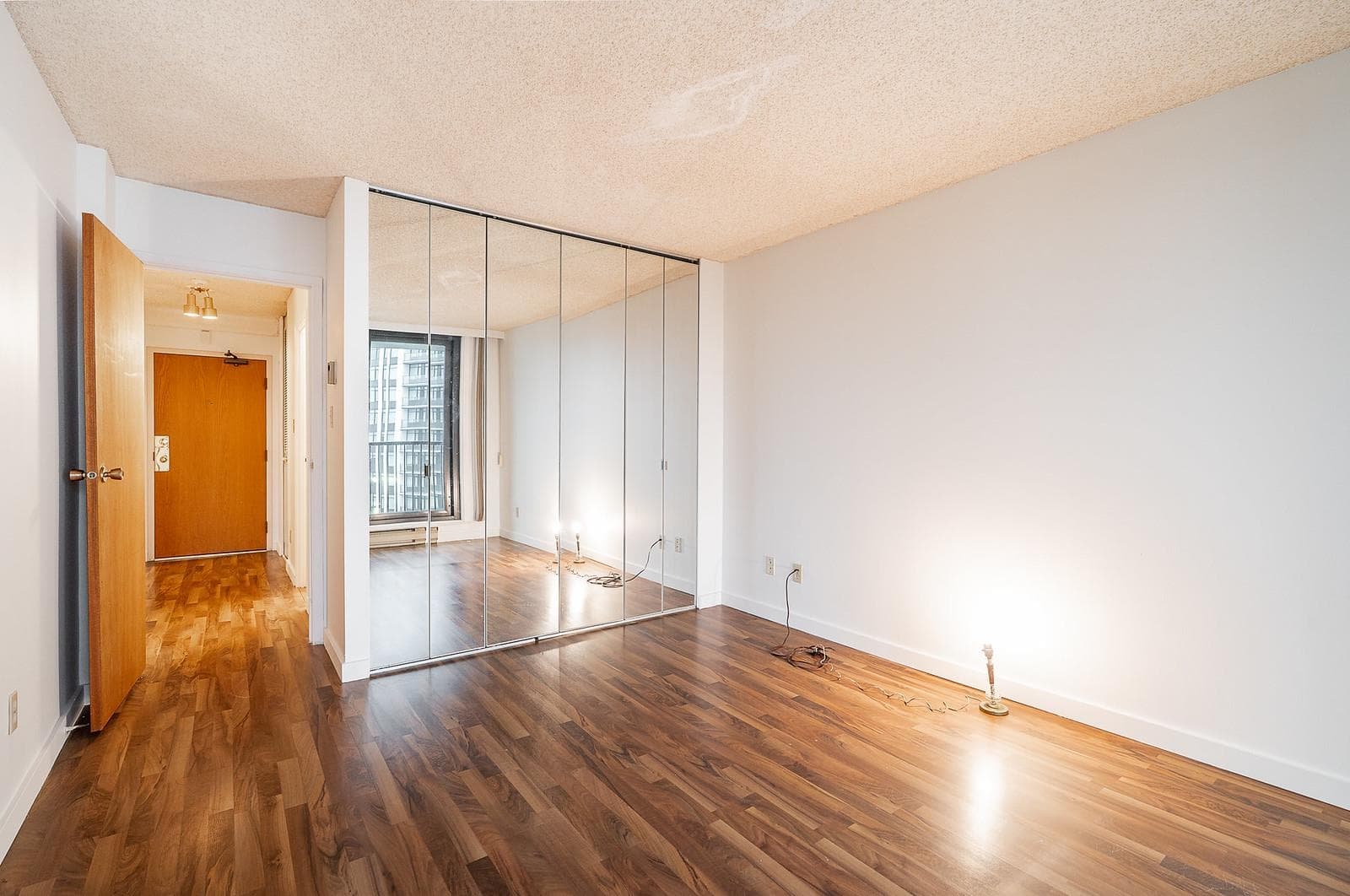 1507 - 6455 Willingdon Avenue, Burnaby, V5H 4E4 — photo 5
