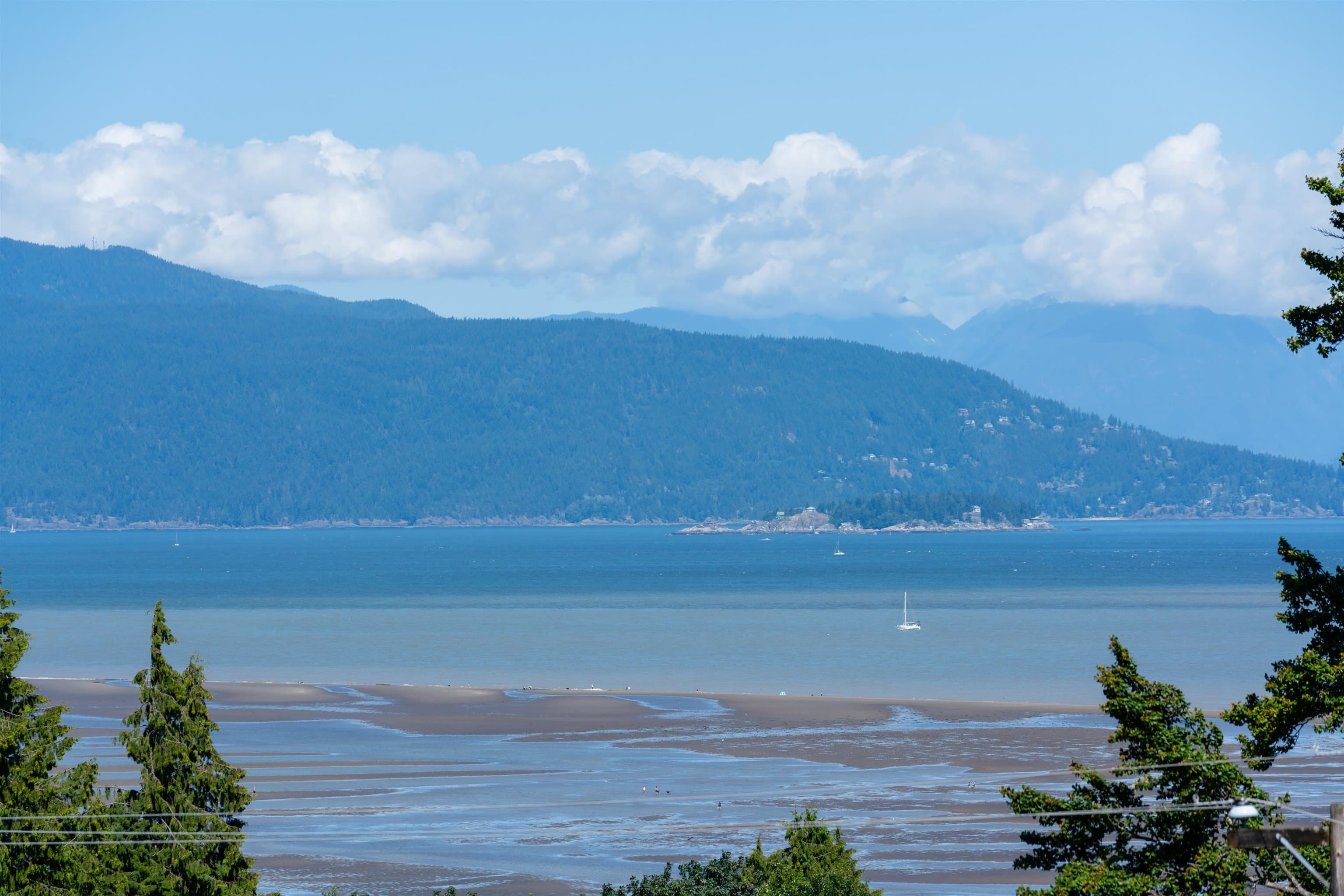 4838 Belmont Avenue, Vancouver