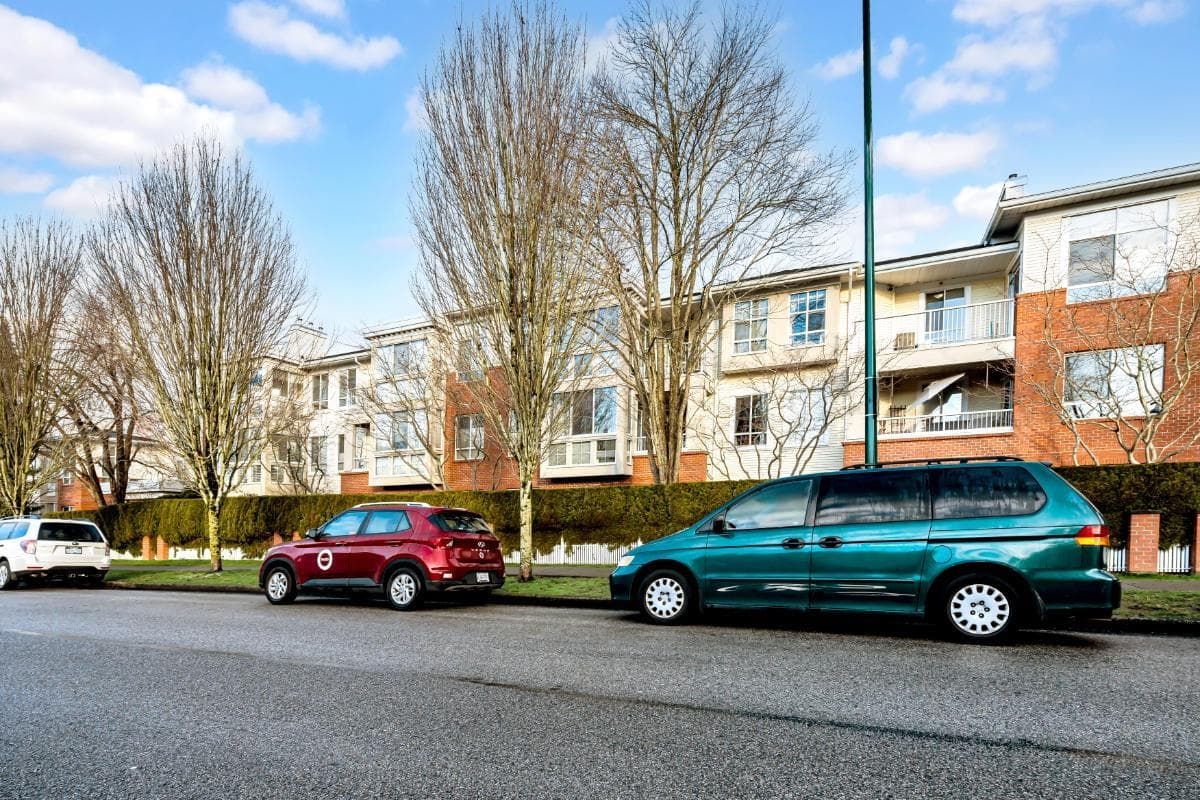 335 - 383 E 37th Avenue, Vancouver, V5W 4C1 — photo 2