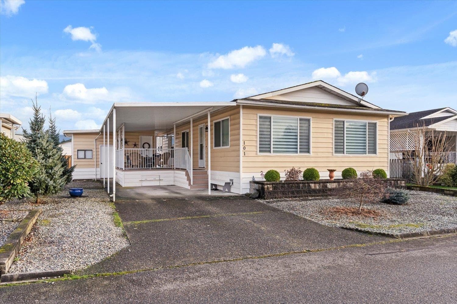 101 - 9055 Ashwell Road, Chilliwack, V2P 7S6 — photo 1