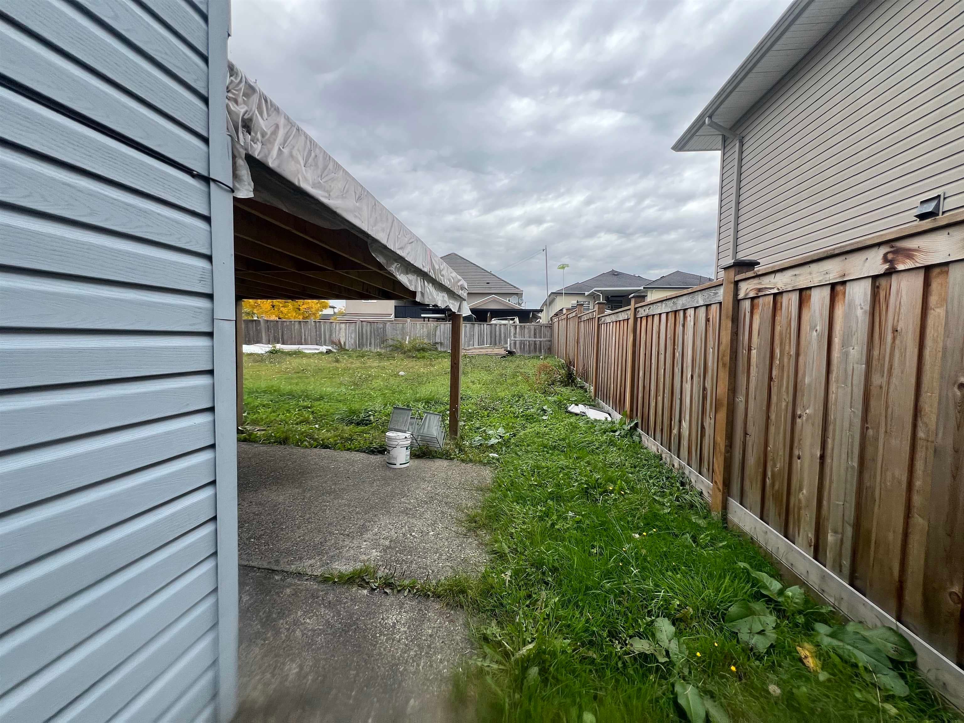 13421 87a Avenue, Surrey, V3W 6B7 — photo 4
