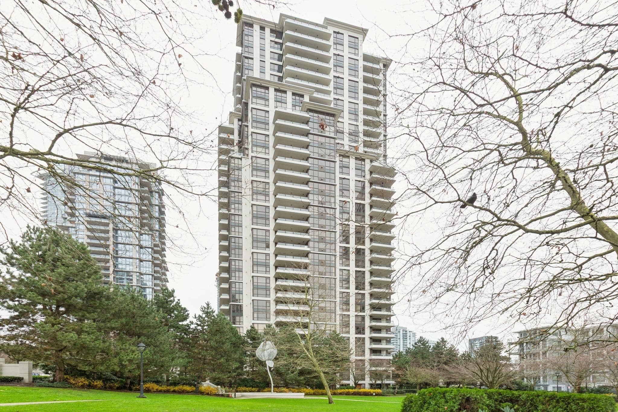 1902 - 2138 Madison Avenue, Burnaby, V5C 6T6 — photo 1