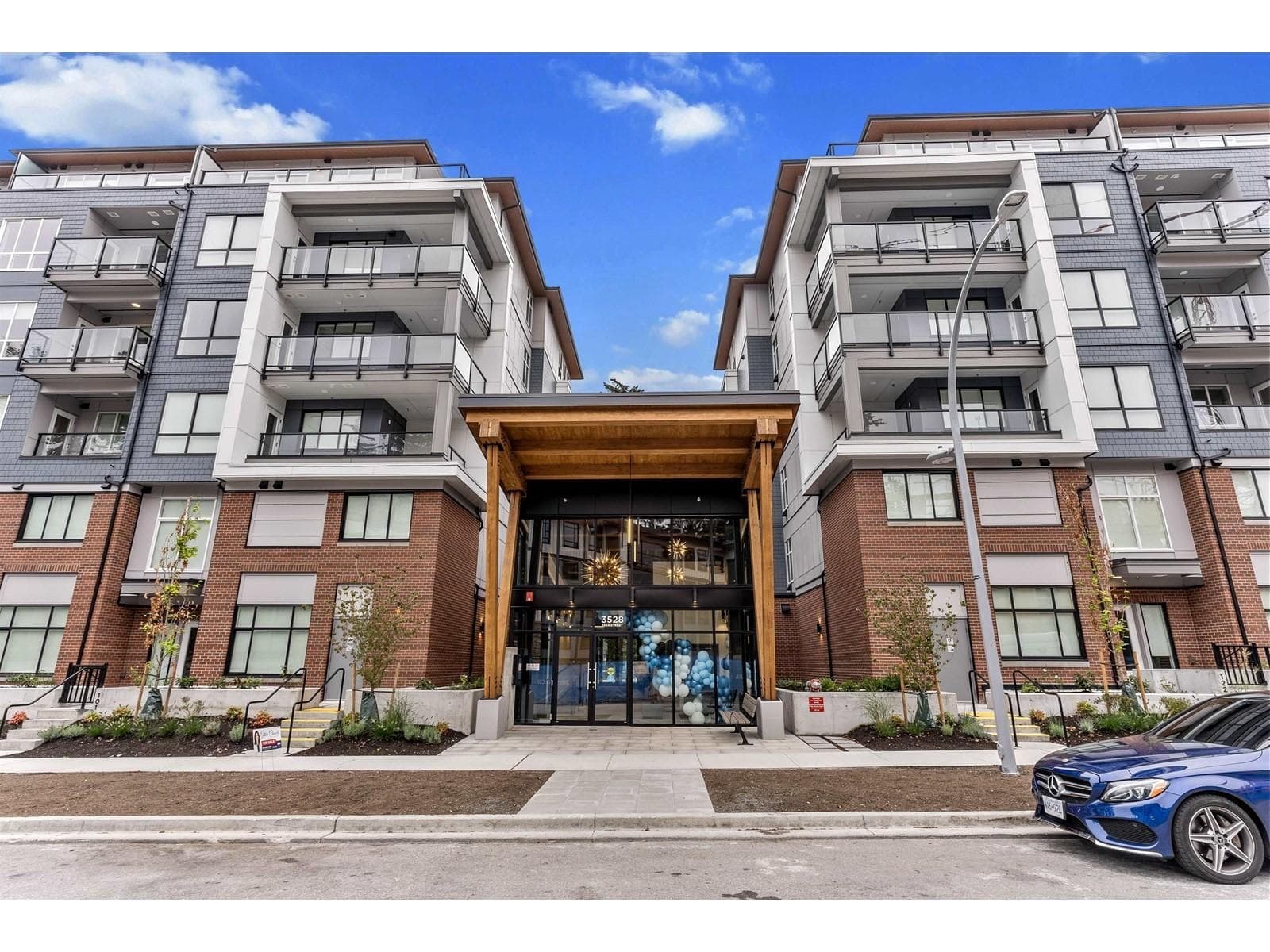 615 - 3528 146a Street, Surrey, V4P 0H4 — photo 1