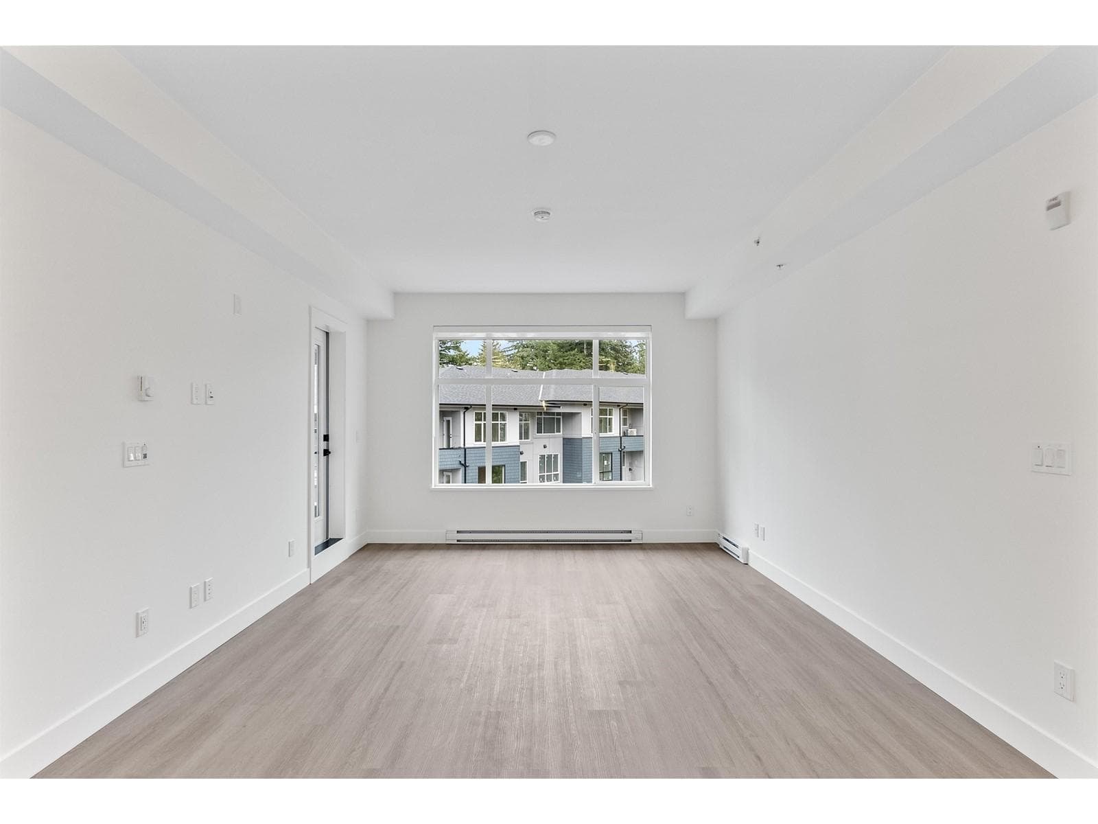 615 - 3528 146a Street, Surrey, V4P 0H4 — photo 5