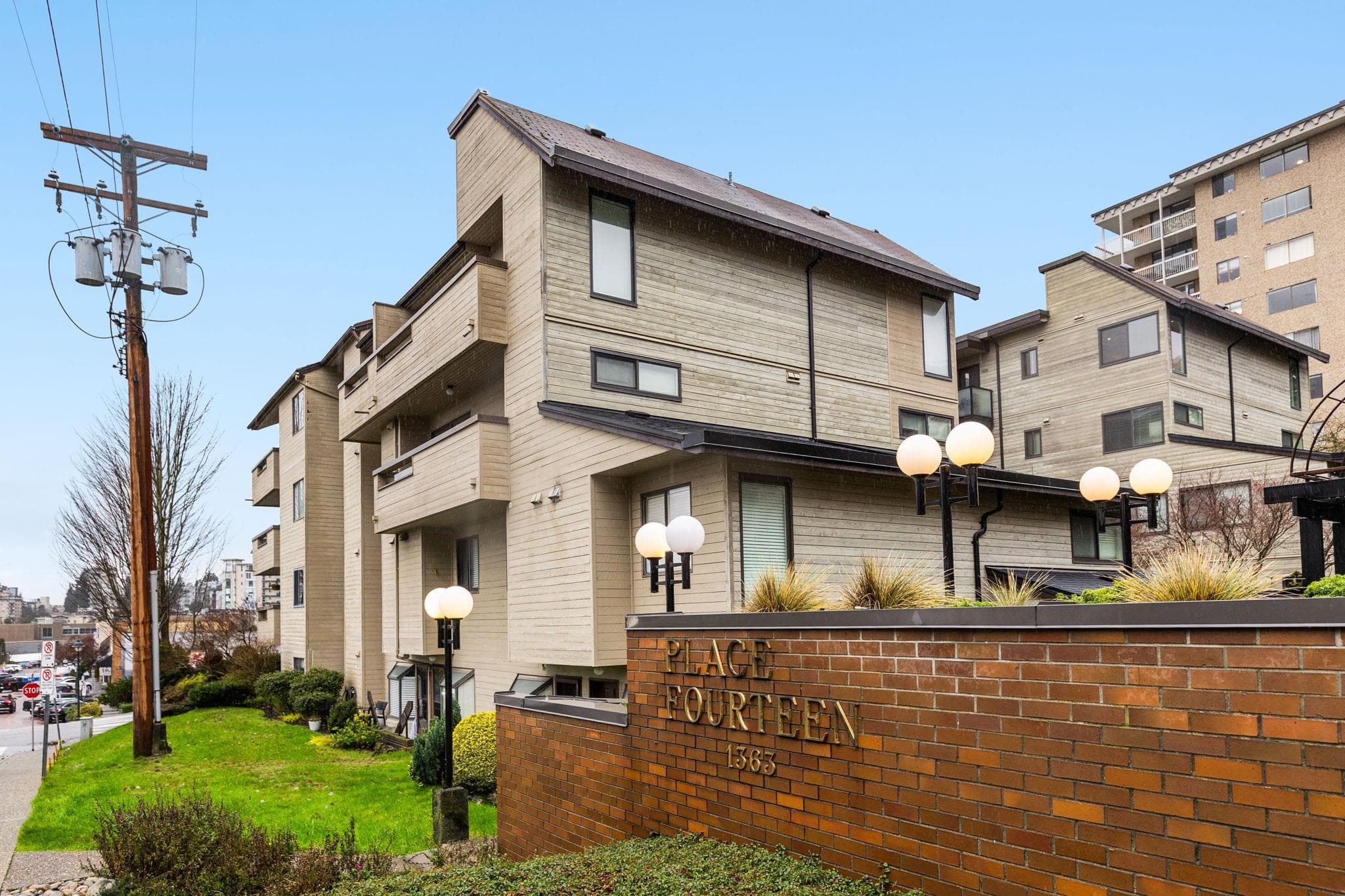 408 - 1363 Clyde Avenue, West Vancouver