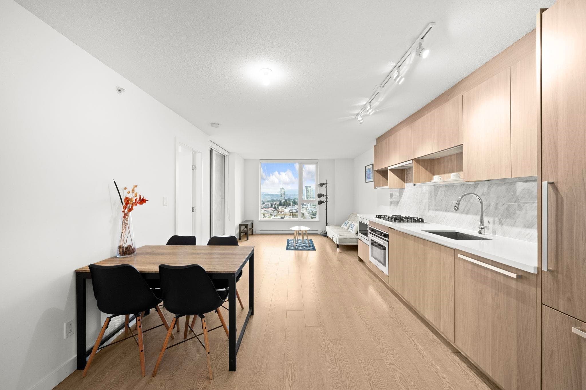3209 - 13696 100 Avenue, Surrey, V3T 0L5 — photo 1