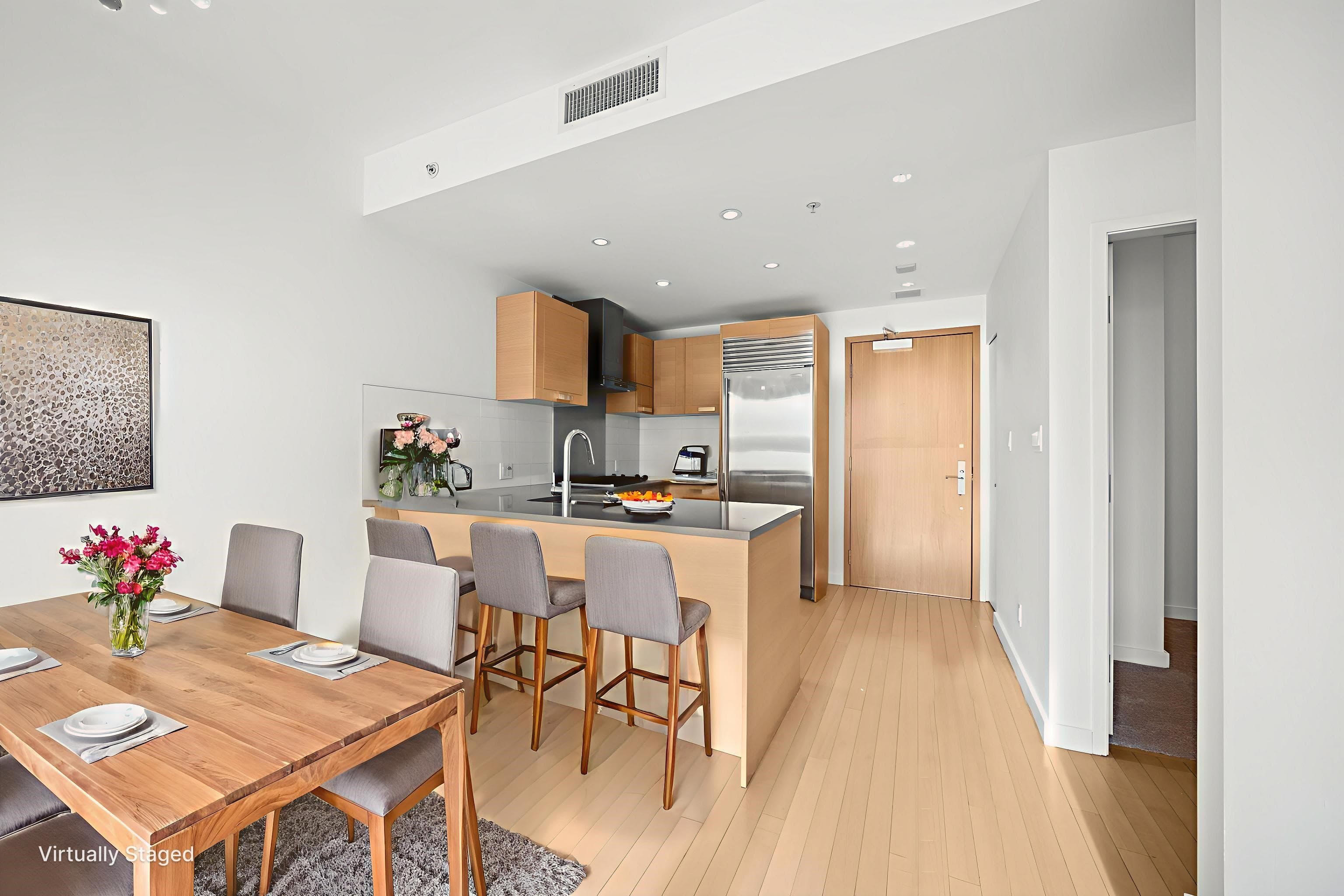 725 - 8080 Cambie Road, Richmond, V6X 0C1 — photo 2