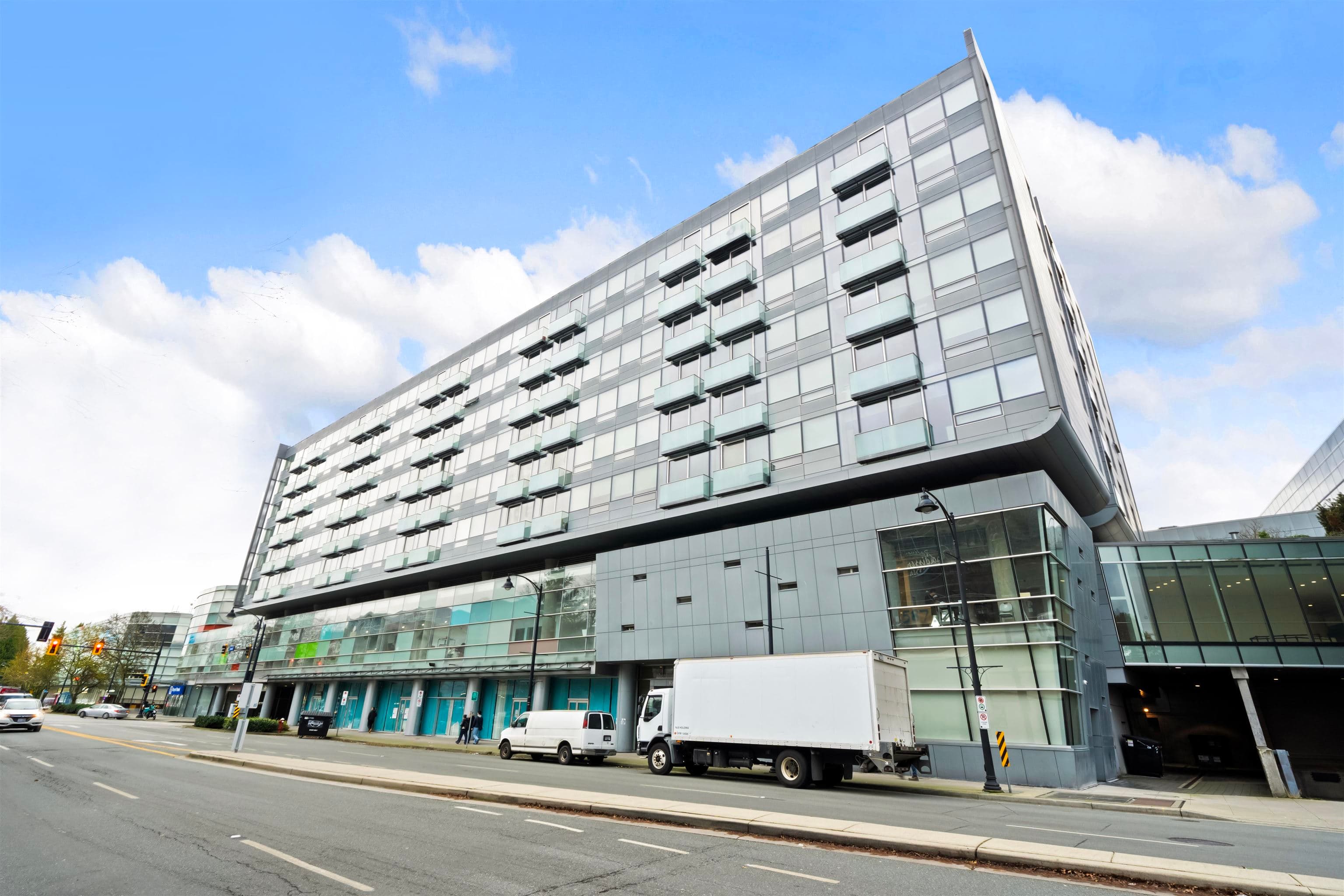 725 - 8080 Cambie Road, Richmond, V6X 0C1 — photo 1