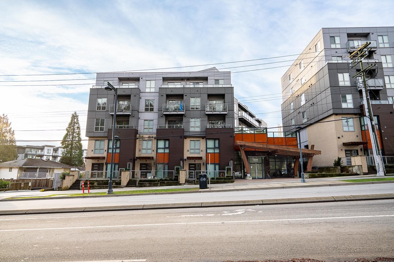 107 - 9689 140 Street, Surrey, V3T 0P3 — photo 2