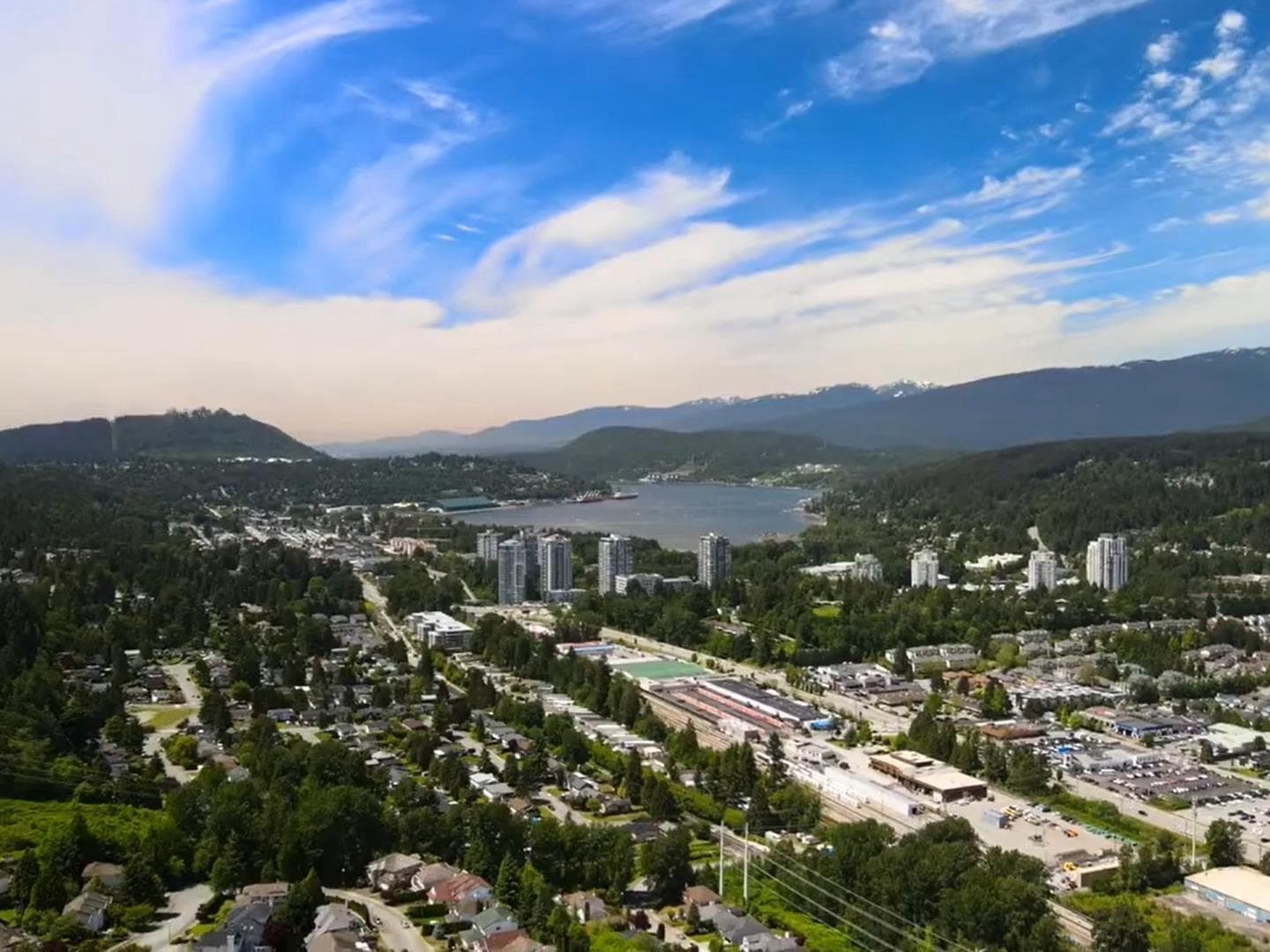3222 Mariner Way, Coquitlam, V3C 4K7 — photo 2