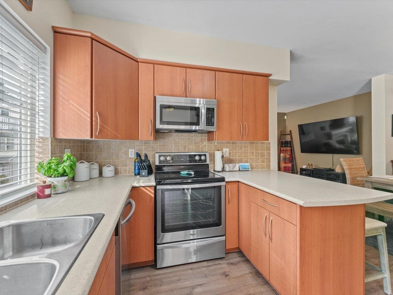 2 - 2733 Parkway Drive, Surrey, V4P 3P7 — photo 5