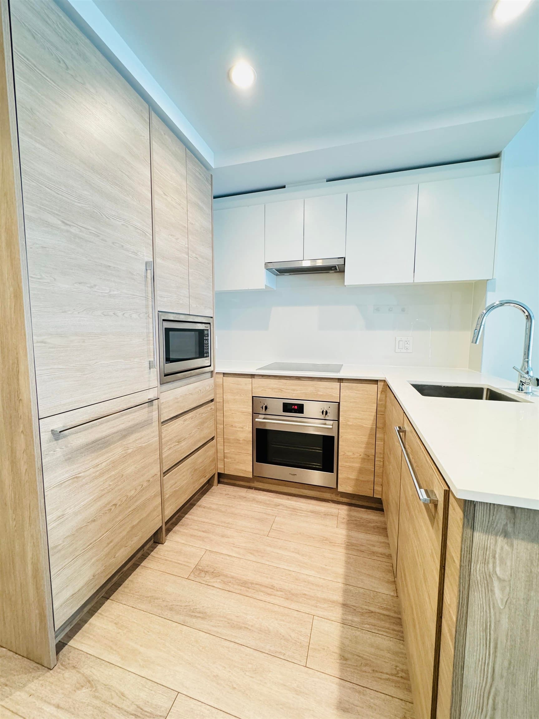 3102 - 13615 Fraser Highway, Surrey, V3T 2V6 — photo 3