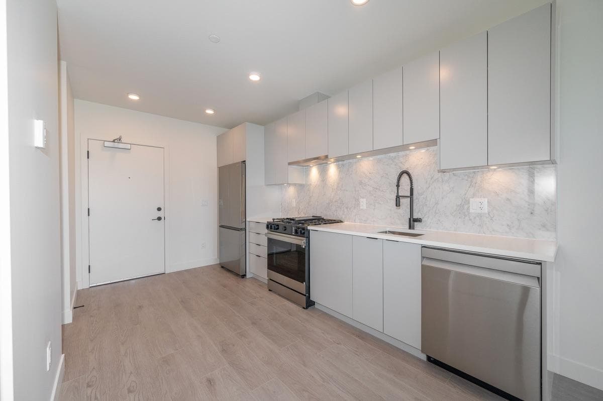 509 - 13238 105th Avenue, Surrey, V3T 0W1 — photo 5