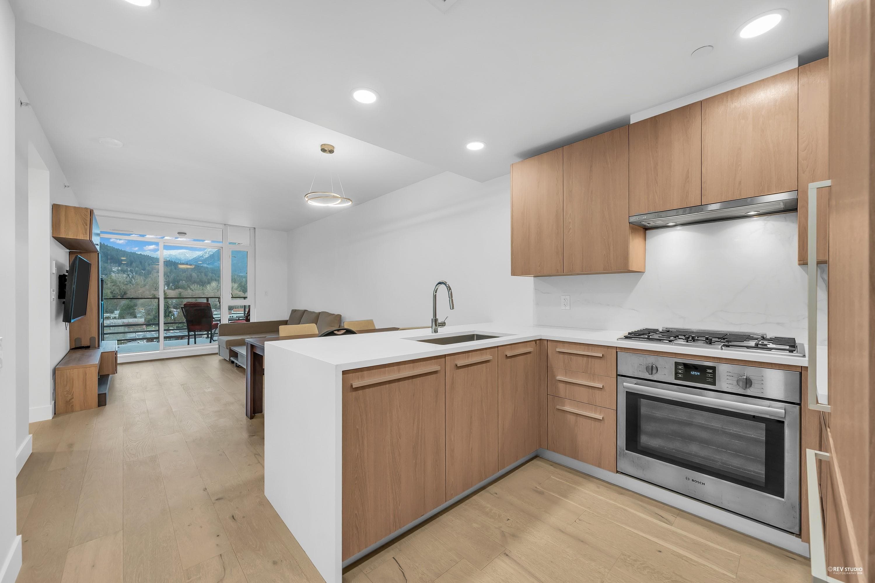 607 - 2780 Valley Centre Avenue, North Vancouver, V7J 0C4 — photo 5