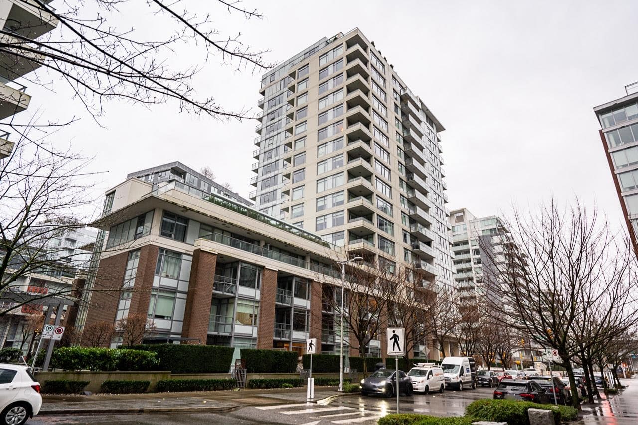 213 - 110 Switchmen Street, Vancouver