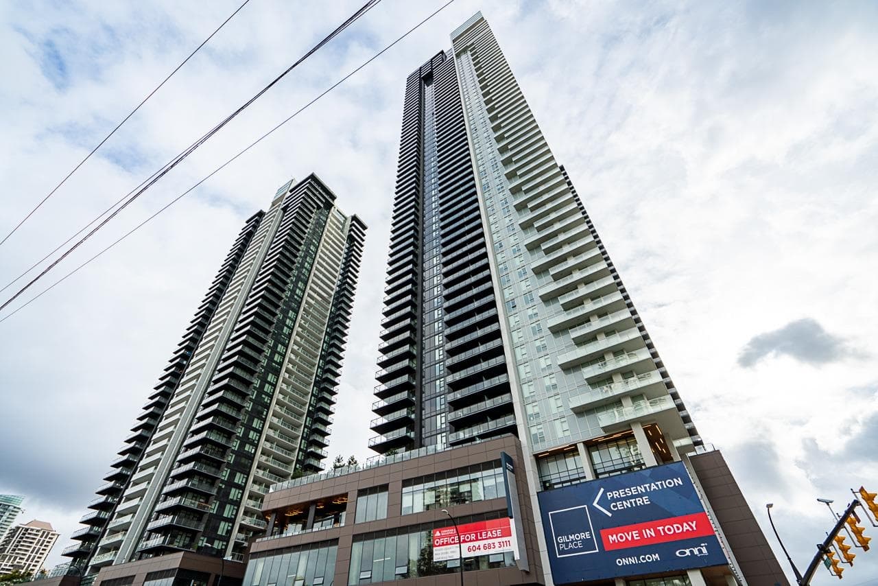 610 - 2108 Gilmore Avenue, Burnaby, V5C 0N8 — photo 1