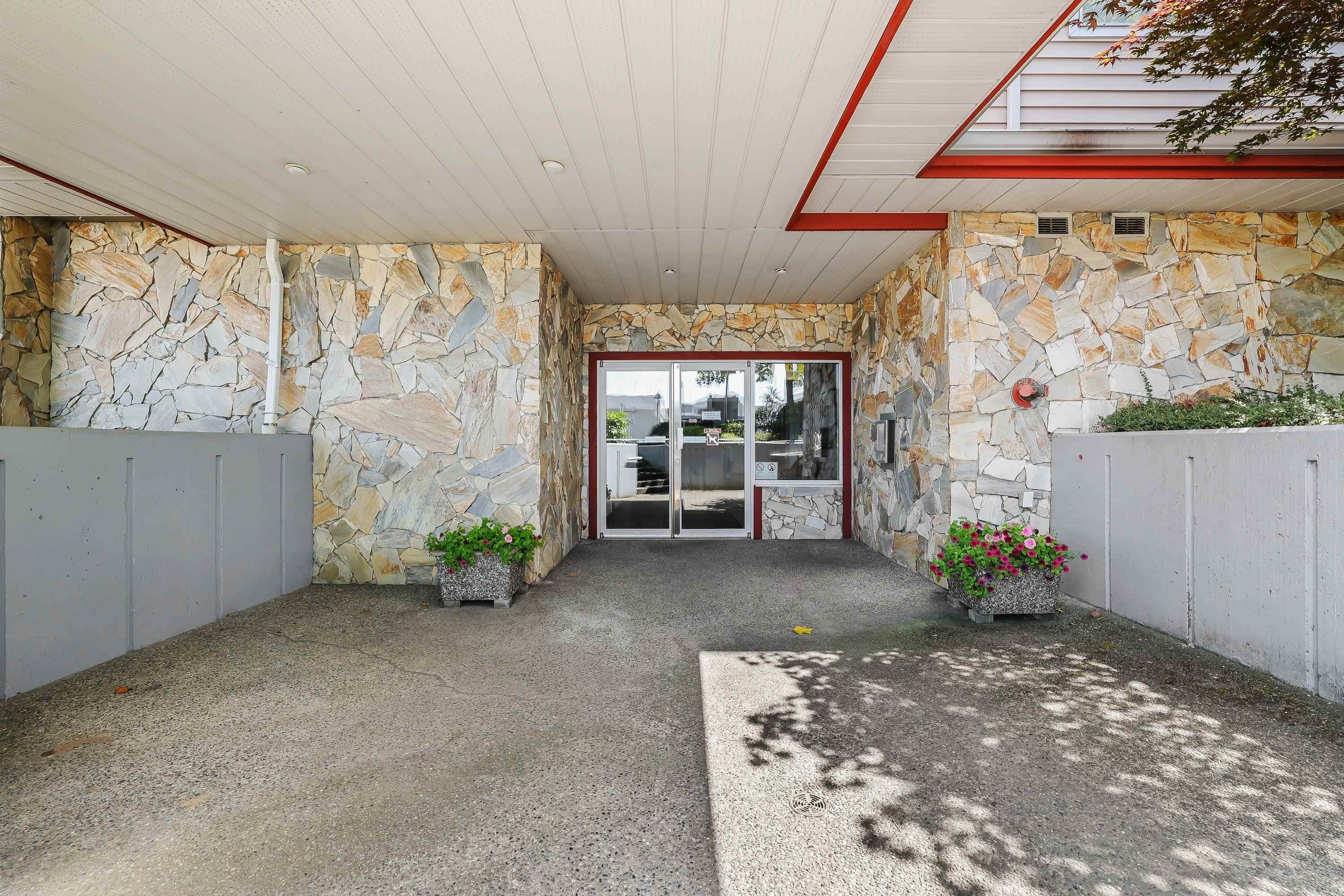106 - 5776 200 Street, Langley, V3A 1M8 — photo 3
