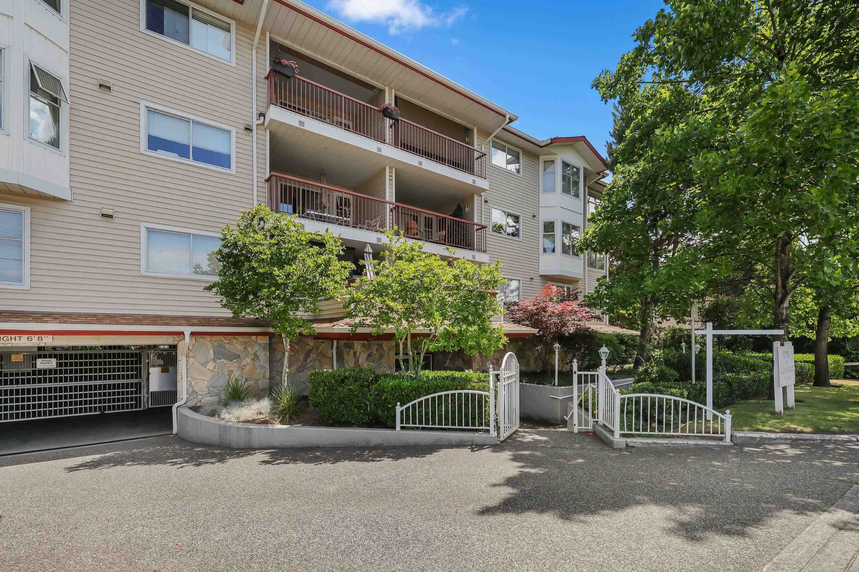 106 - 5776 200 Street, Langley, V3A 1M8 — photo 1