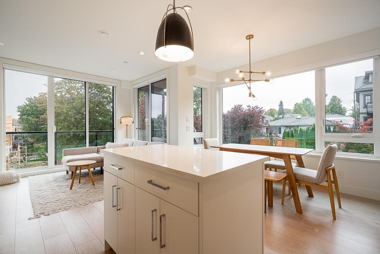 4756 Duchess Street, Vancouver, V5R 0K3 — photo 1