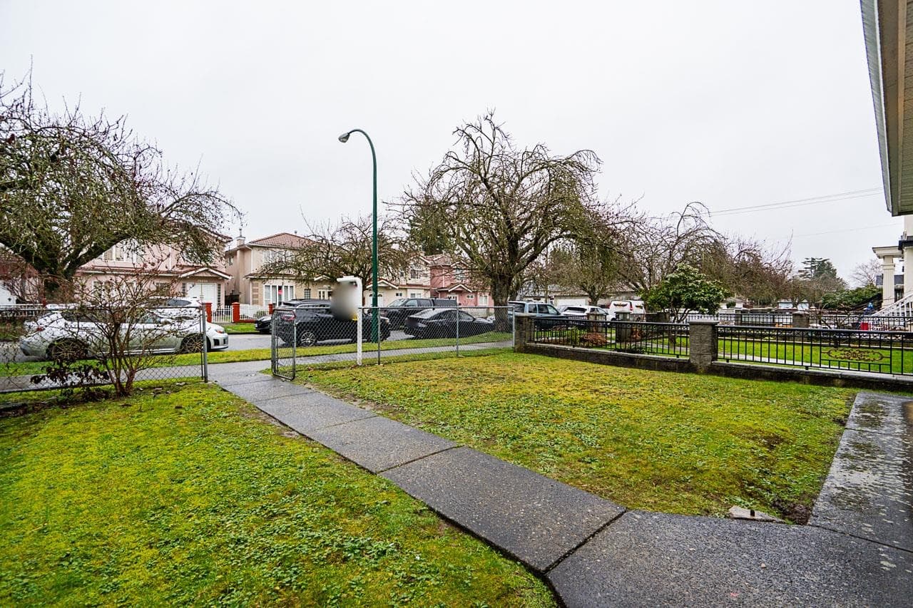 4728 Bruce Street, Vancouver, V5N 3Z6 — photo 3