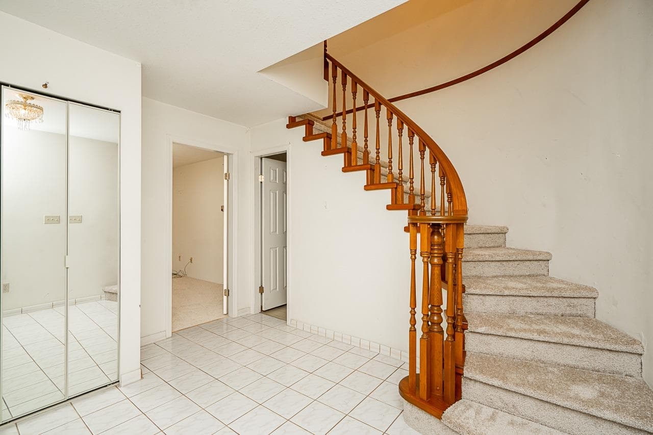 4728 Bruce Street, Vancouver, V5N 3Z6 — photo 4