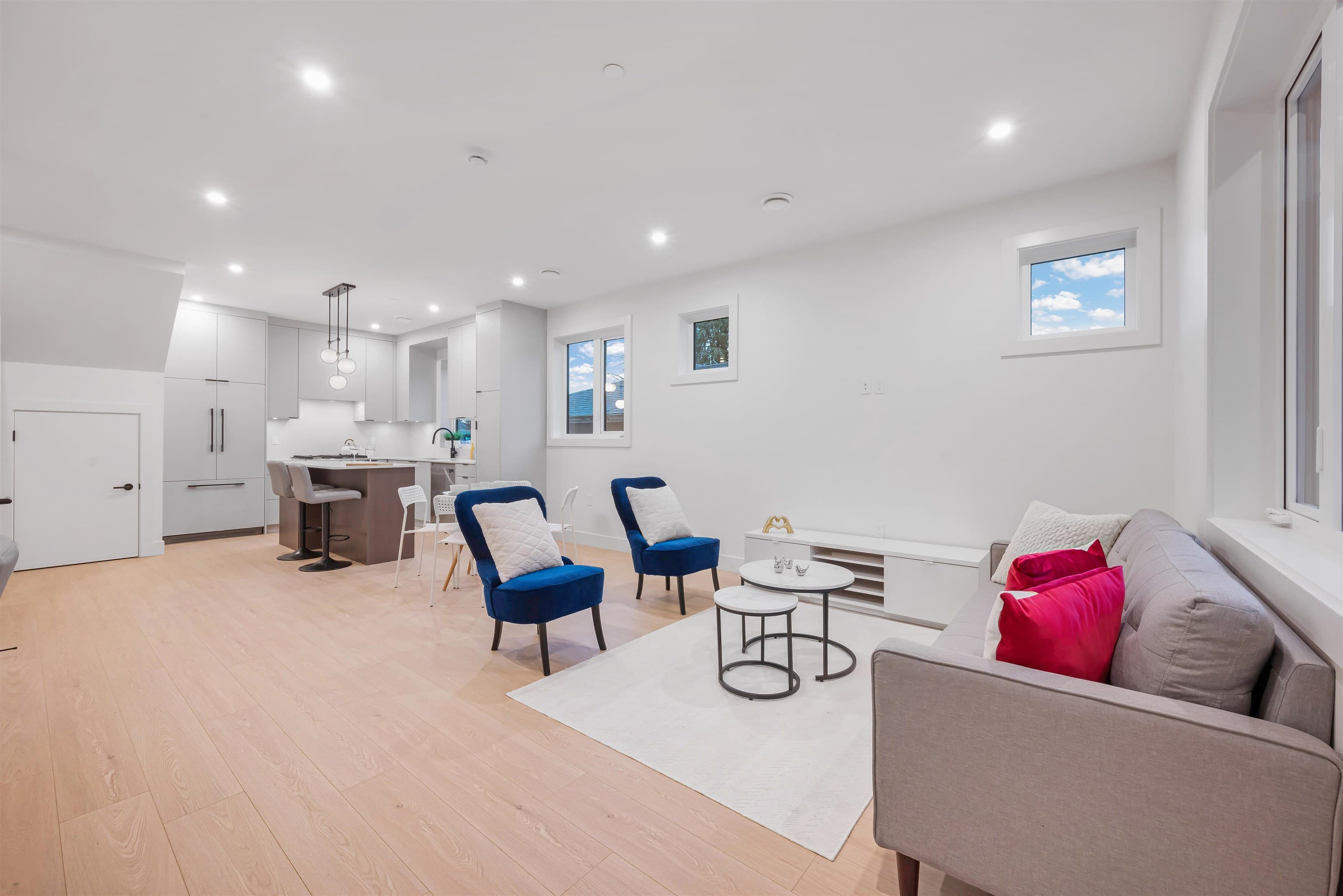 4 - 5554 Culloden Street, Vancouver