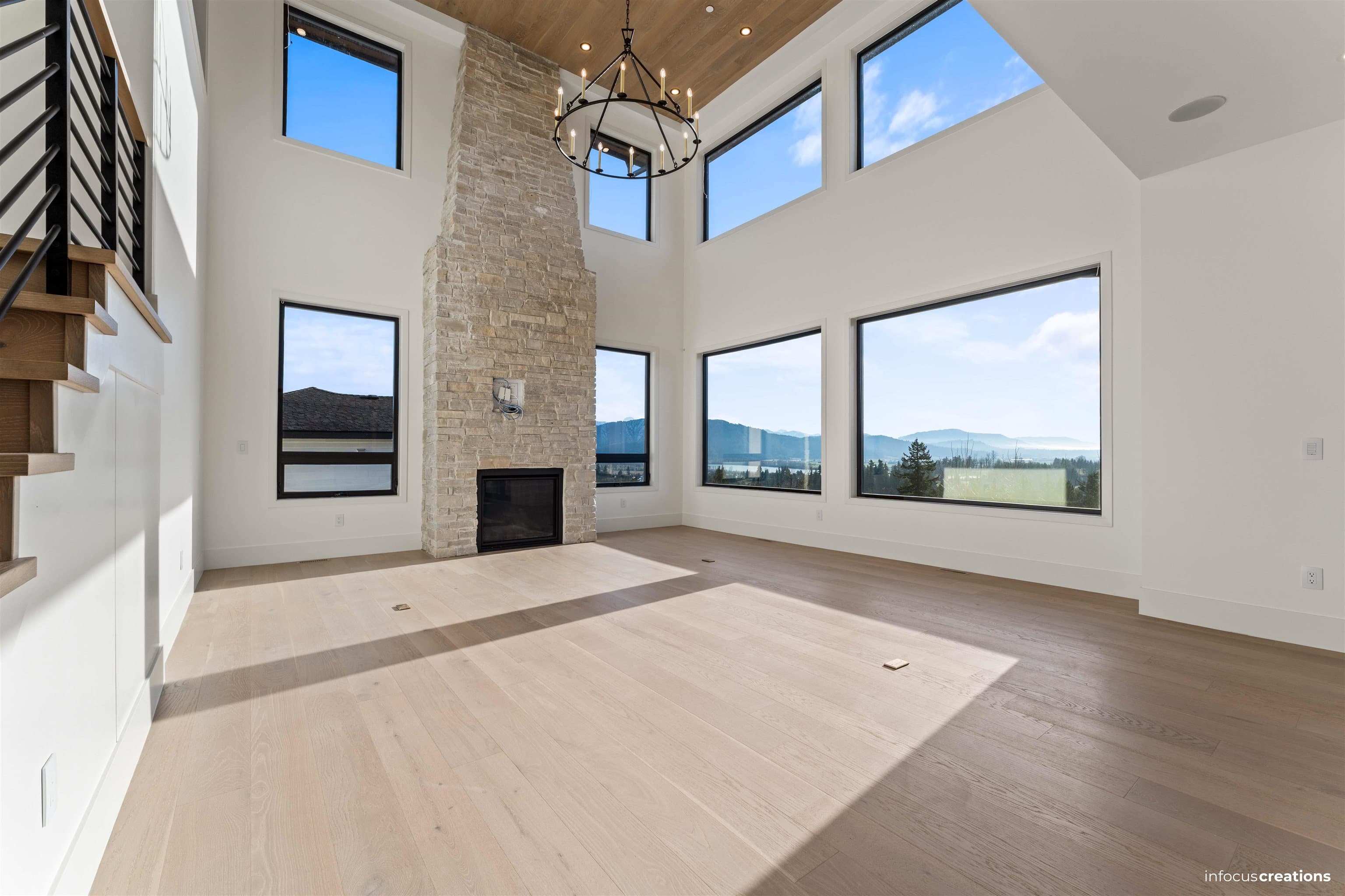 9181 Hatzic Ridge Drive, Mission, V2V 0J4 — photo 2
