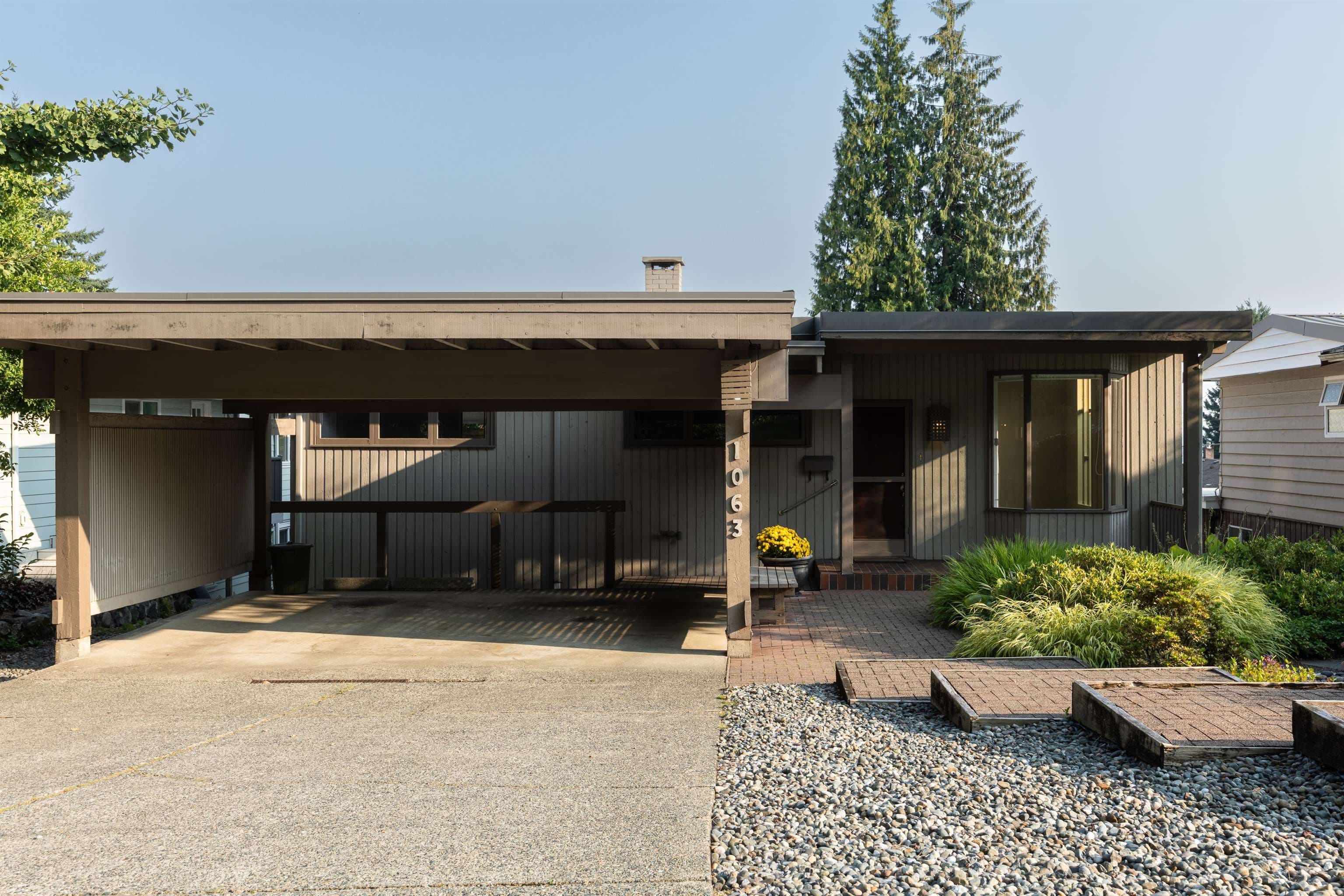 1063 Whitchurch Street, North Vancouver