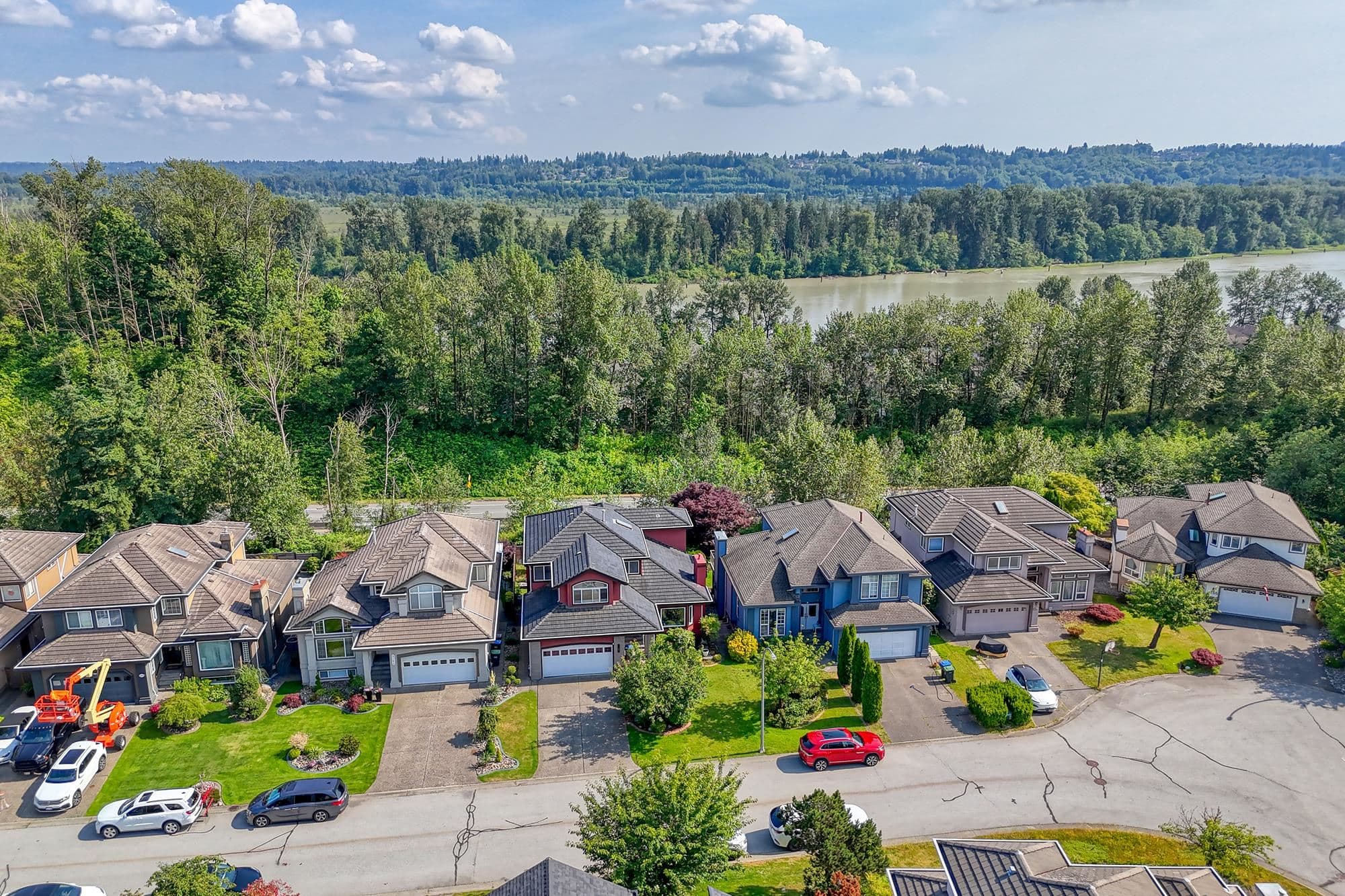 2161 Drawbridge Close, Port Coquitlam, V3C 6H9 — photo 3