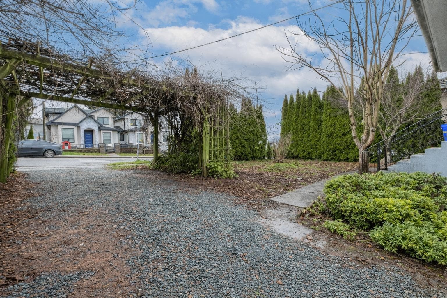 4856 Smith Avenue, Burnaby, V5G 2W4 — photo 3