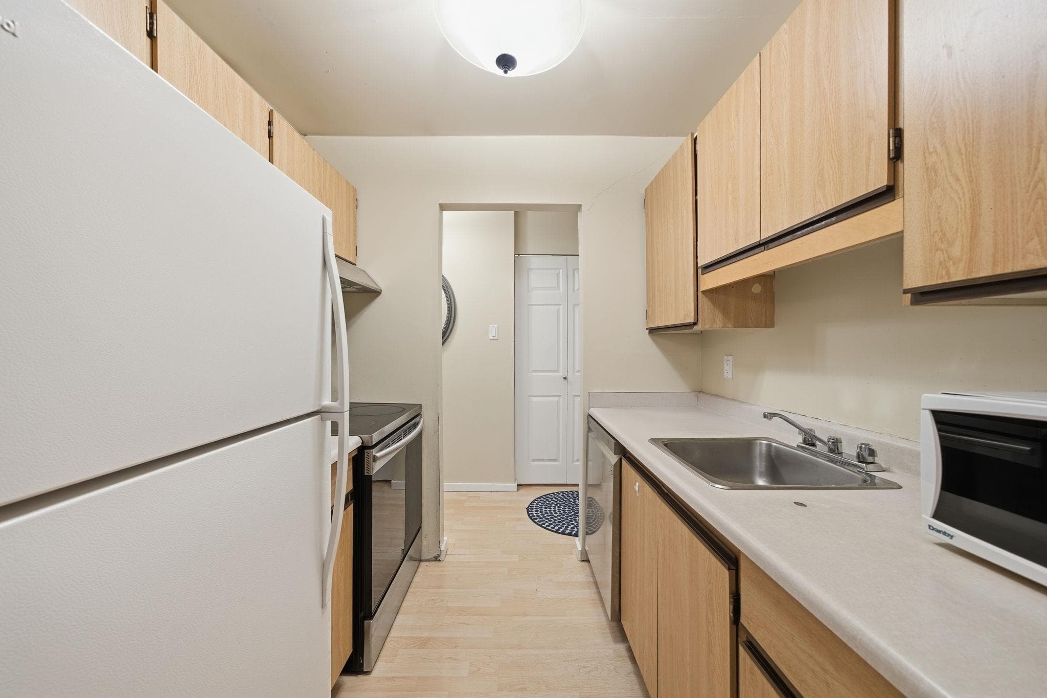 310 - 8511 Ackroyd Road, Richmond, V6X 3E7 — photo 4