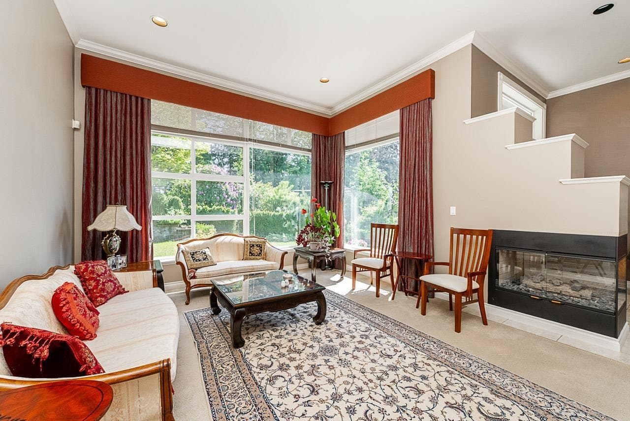 180 W Osborne Road, North Vancouver, V7N 2P8 — photo 3