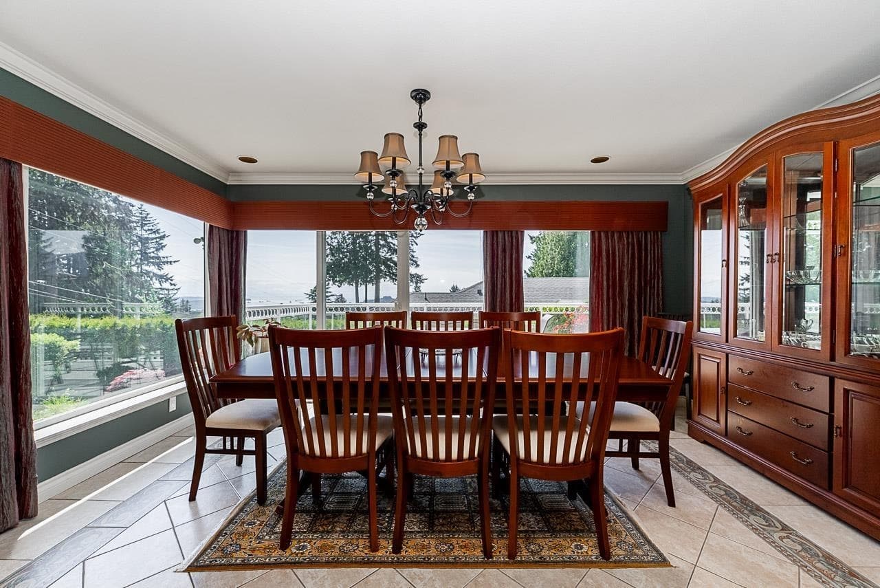 180 W Osborne Road, North Vancouver, V7N 2P8 — photo 5
