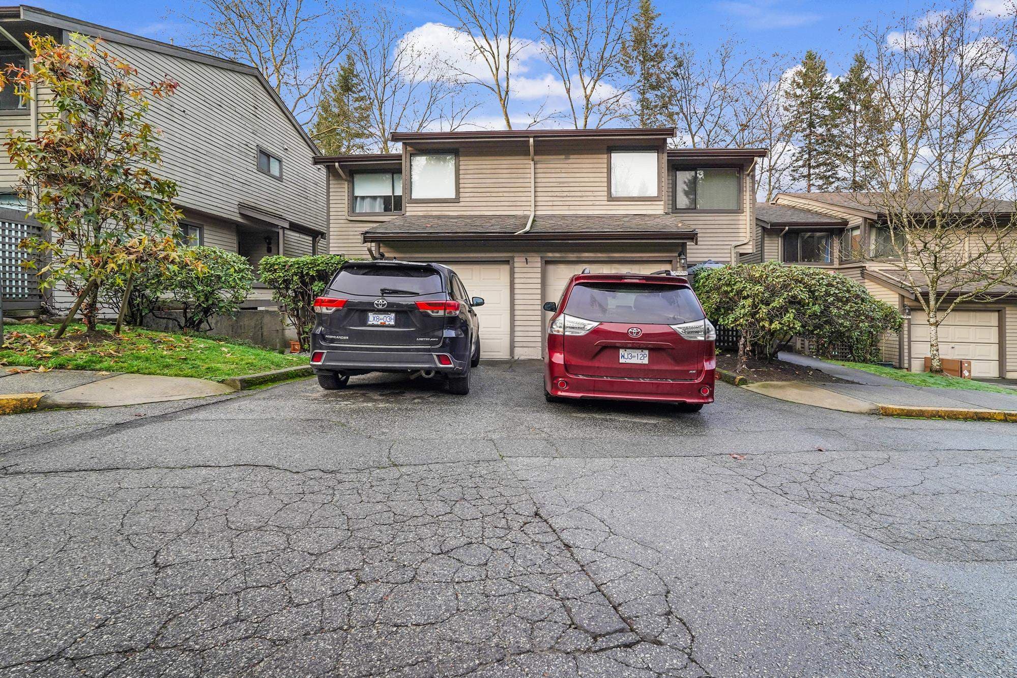 5770 Mayview Circle, Burnaby, V5E 4B8 — photo 1