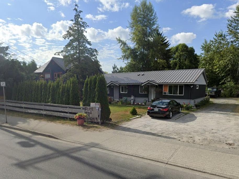 23266 Dewdney Trunk Road, Maple Ridge, V2X 3L4 — photo 1