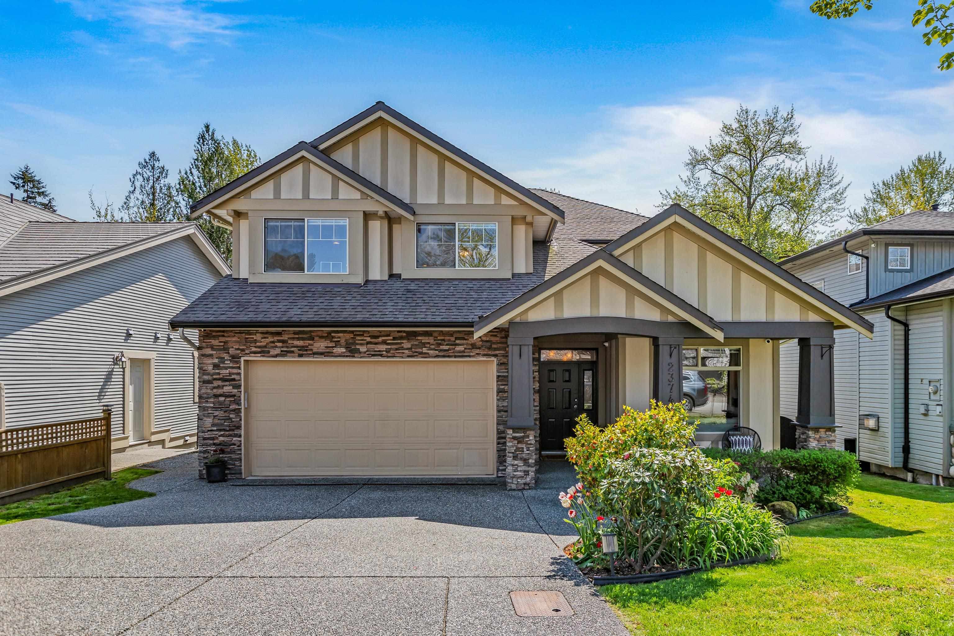 23746 110 Avenue, Maple Ridge, V2W 1E7 — photo 1