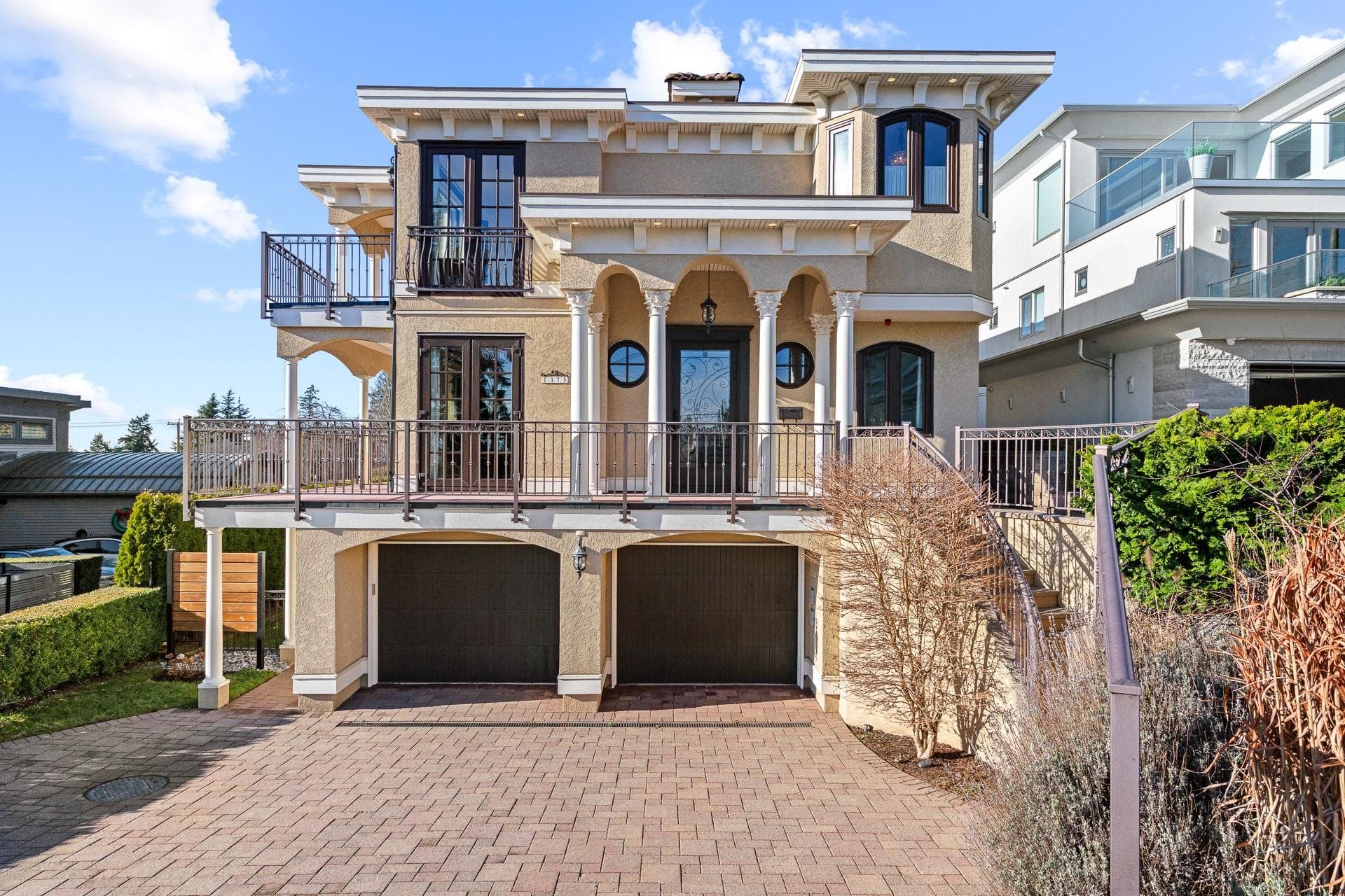 1375 Kerfoot Road, White Rock, V4B 3L5 — photo 1